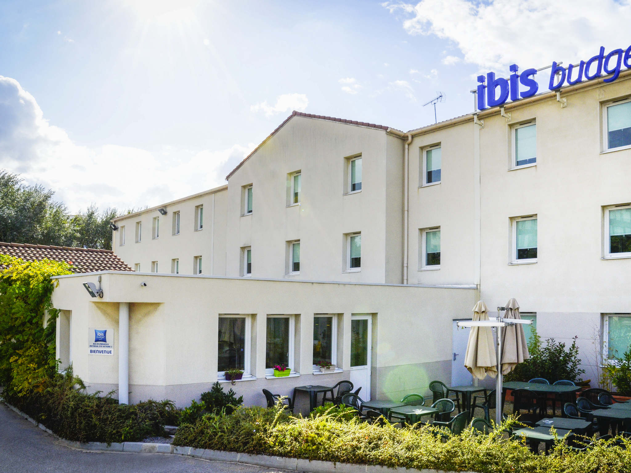 Hôtel à MEYREUIL  ibis budget AixenProvence Est SainteVictoire