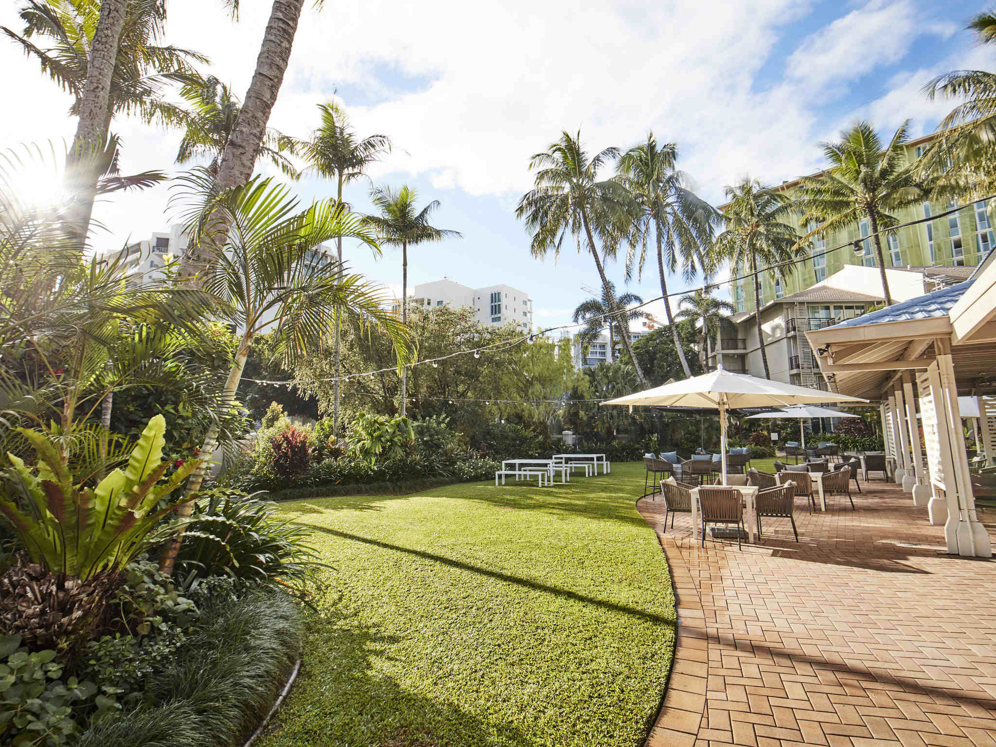 Photo - Novotel Cairns Oasis Resort