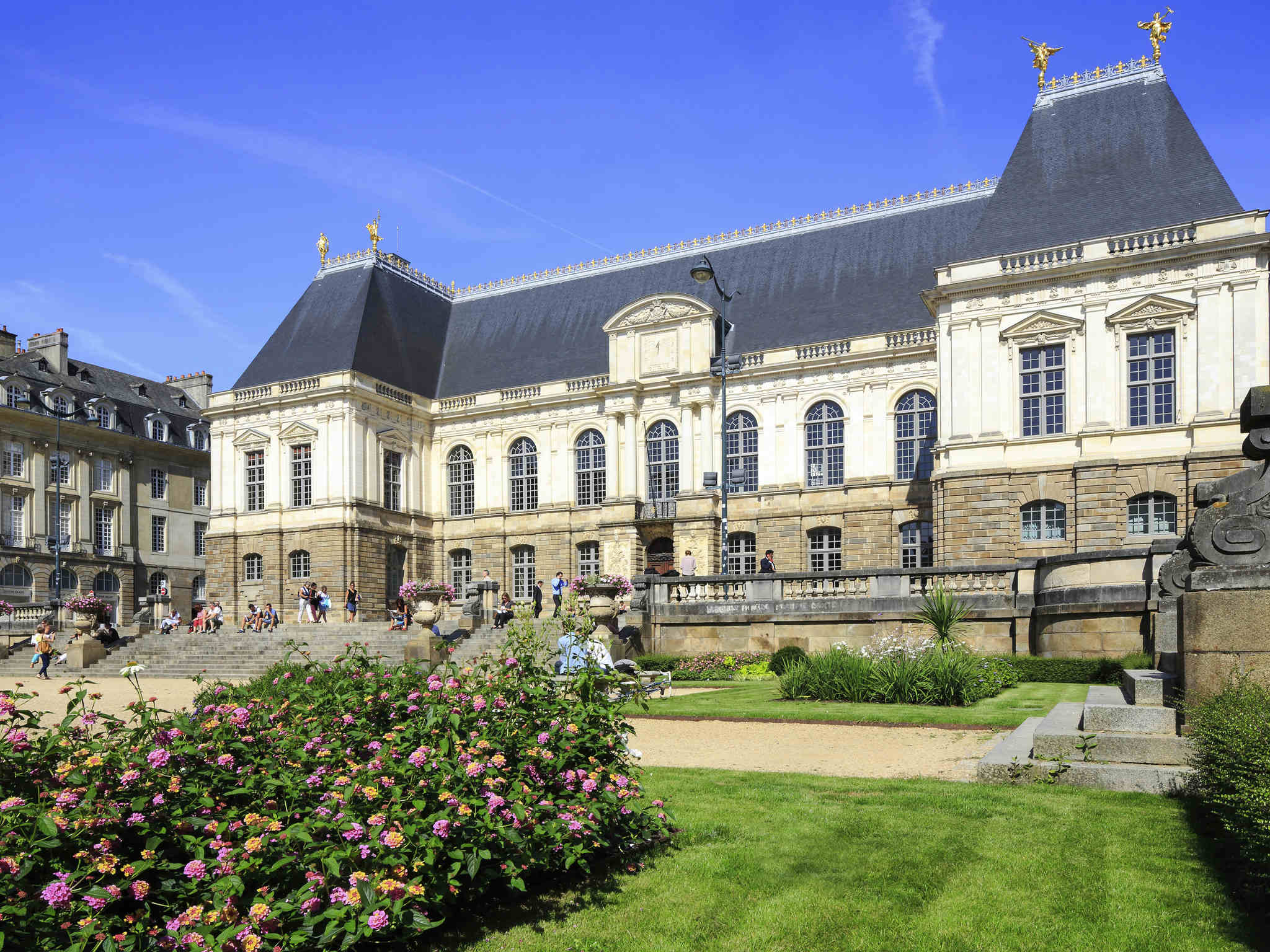 Photo - ibis Styles Rennes Centre Gare Nord