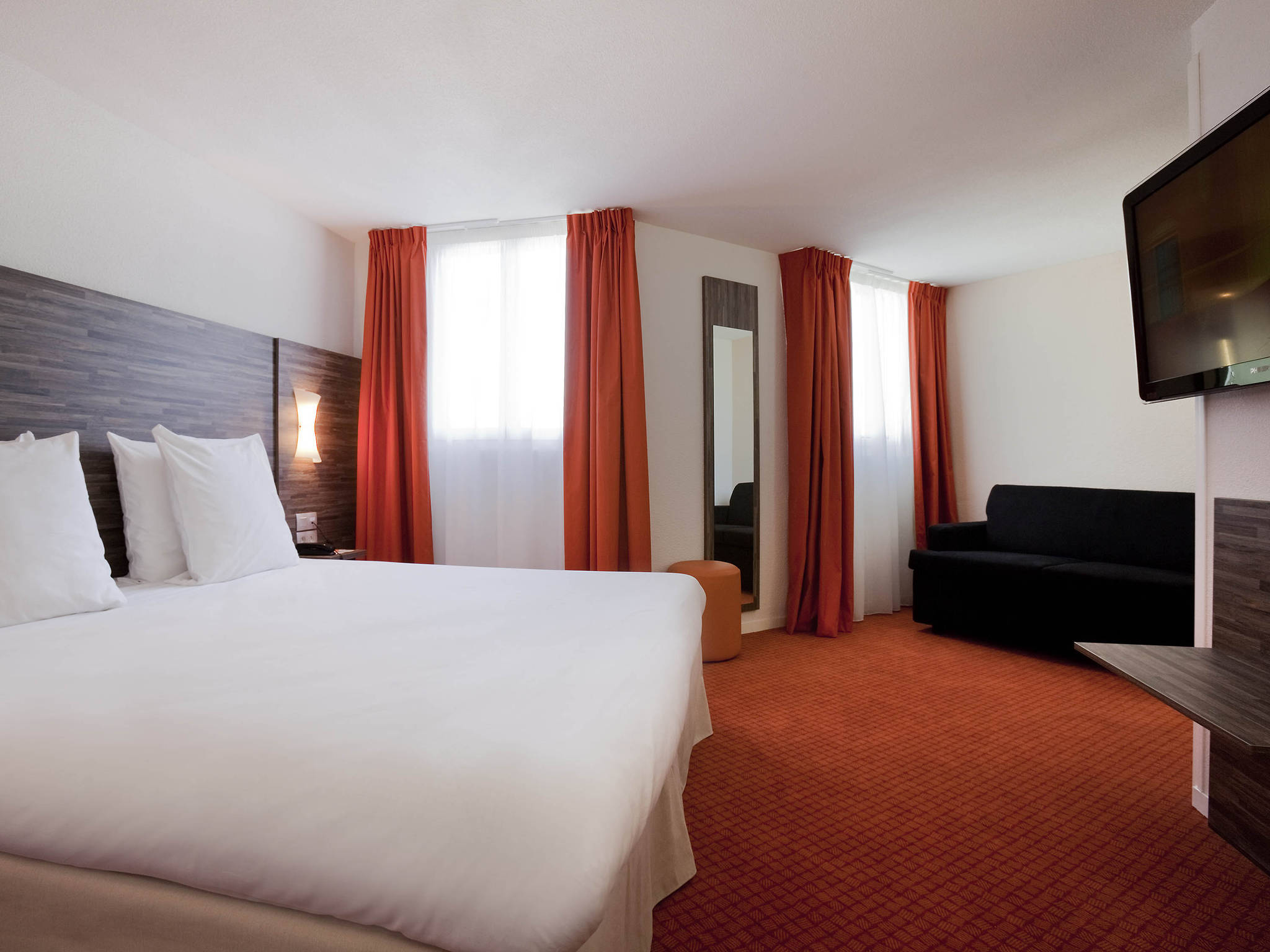 99 rooms. Hotel ibis Marrakech Centre Gare 3*.