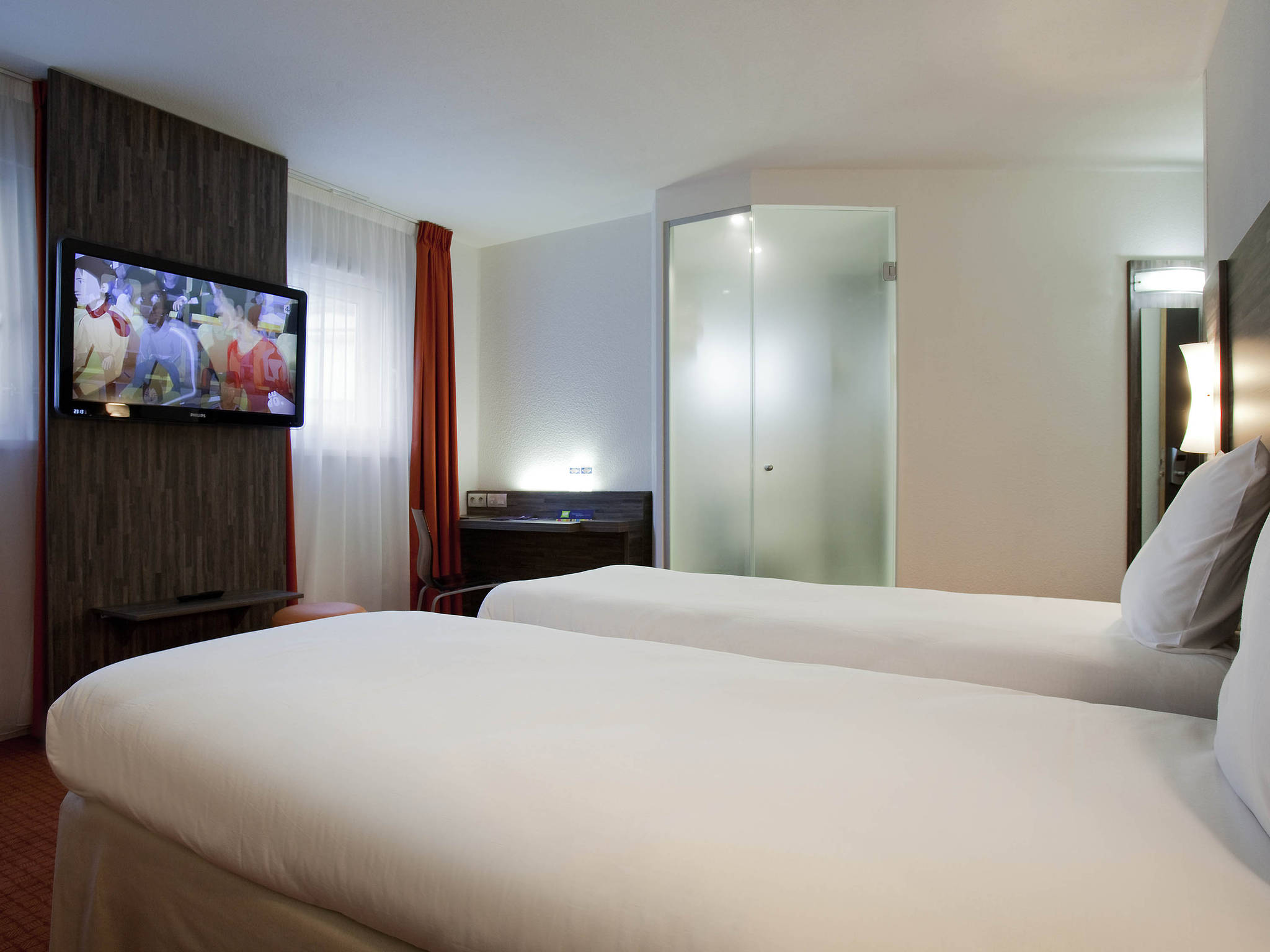 Photo - ibis Styles Rennes Centre Gare Nord