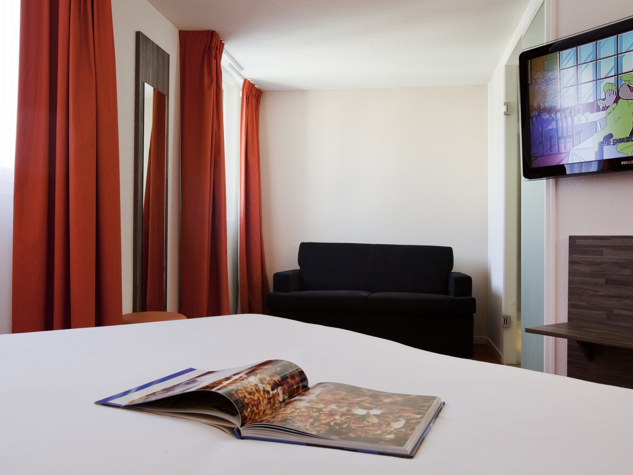 Photo - ibis Styles Rennes Centre Gare Nord