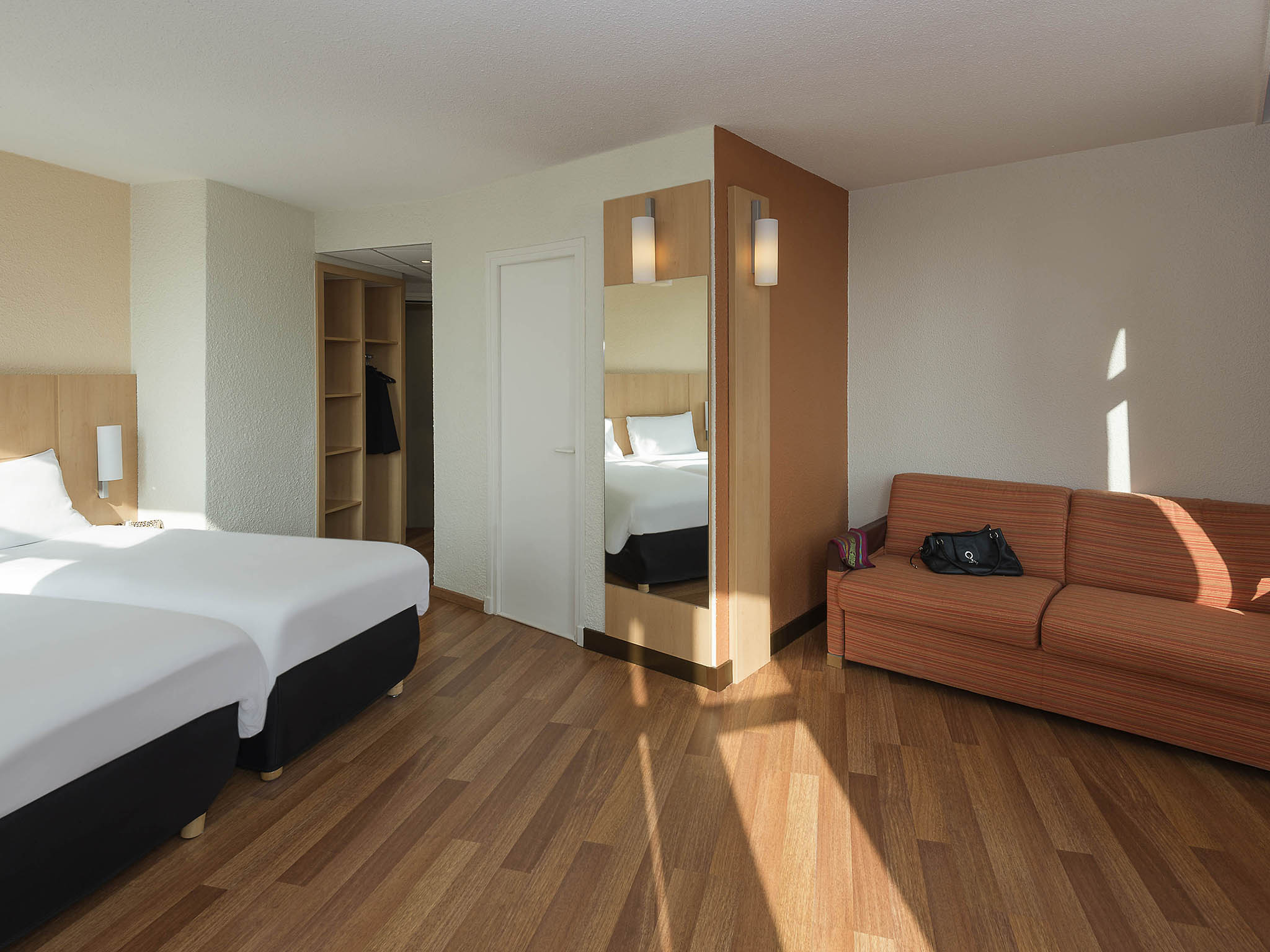 Foto - Ibis Styles Metz Centre Gare