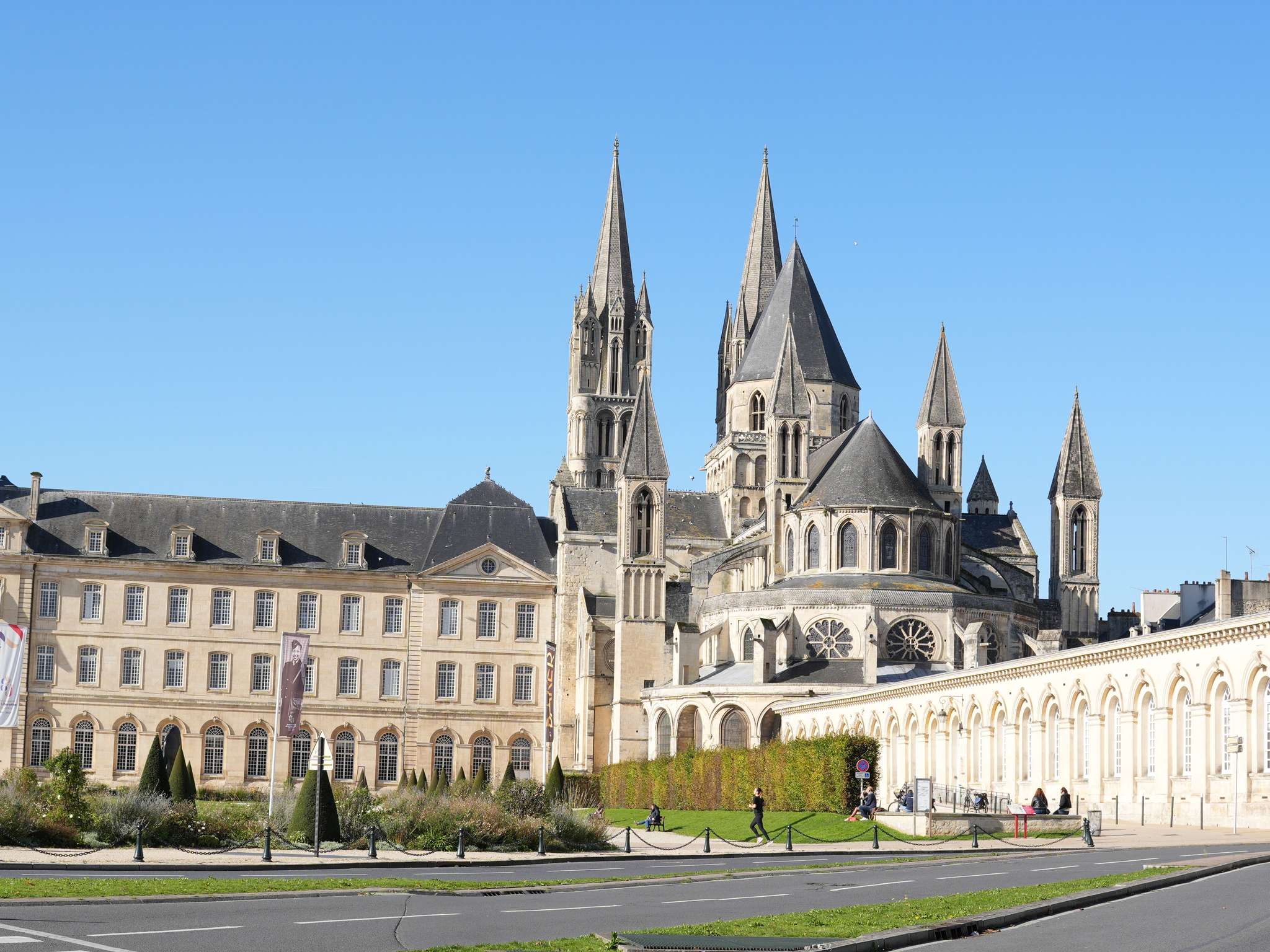 Photo - ibis Styles Caen Centre Historique