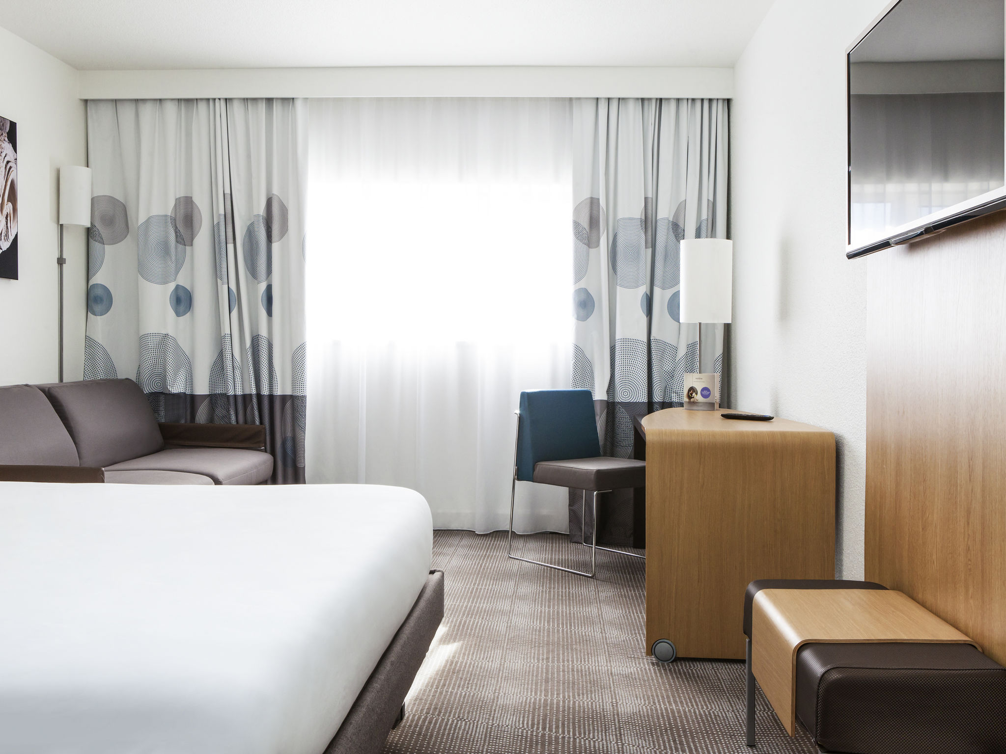 Photo - Novotel Saint-Quentin en Yvelines