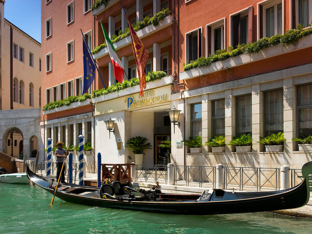 Top Hotels Closest to Grand Canal in Venice City Center