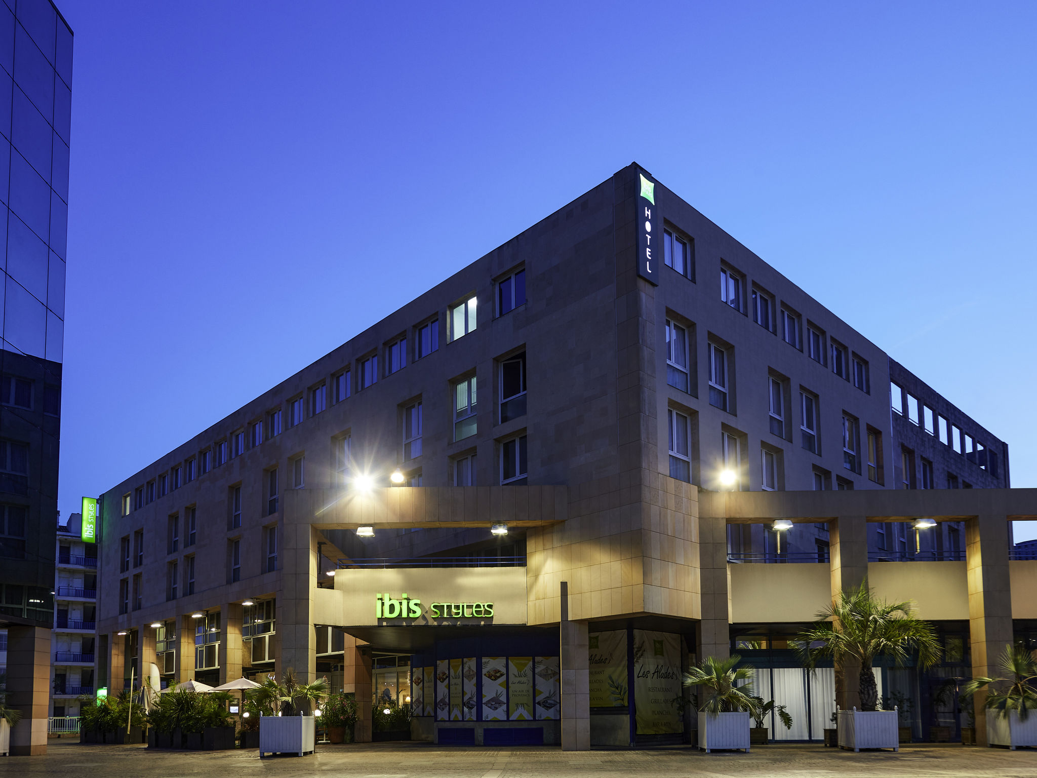 Photo - ibis Styles Toulon Centre Port