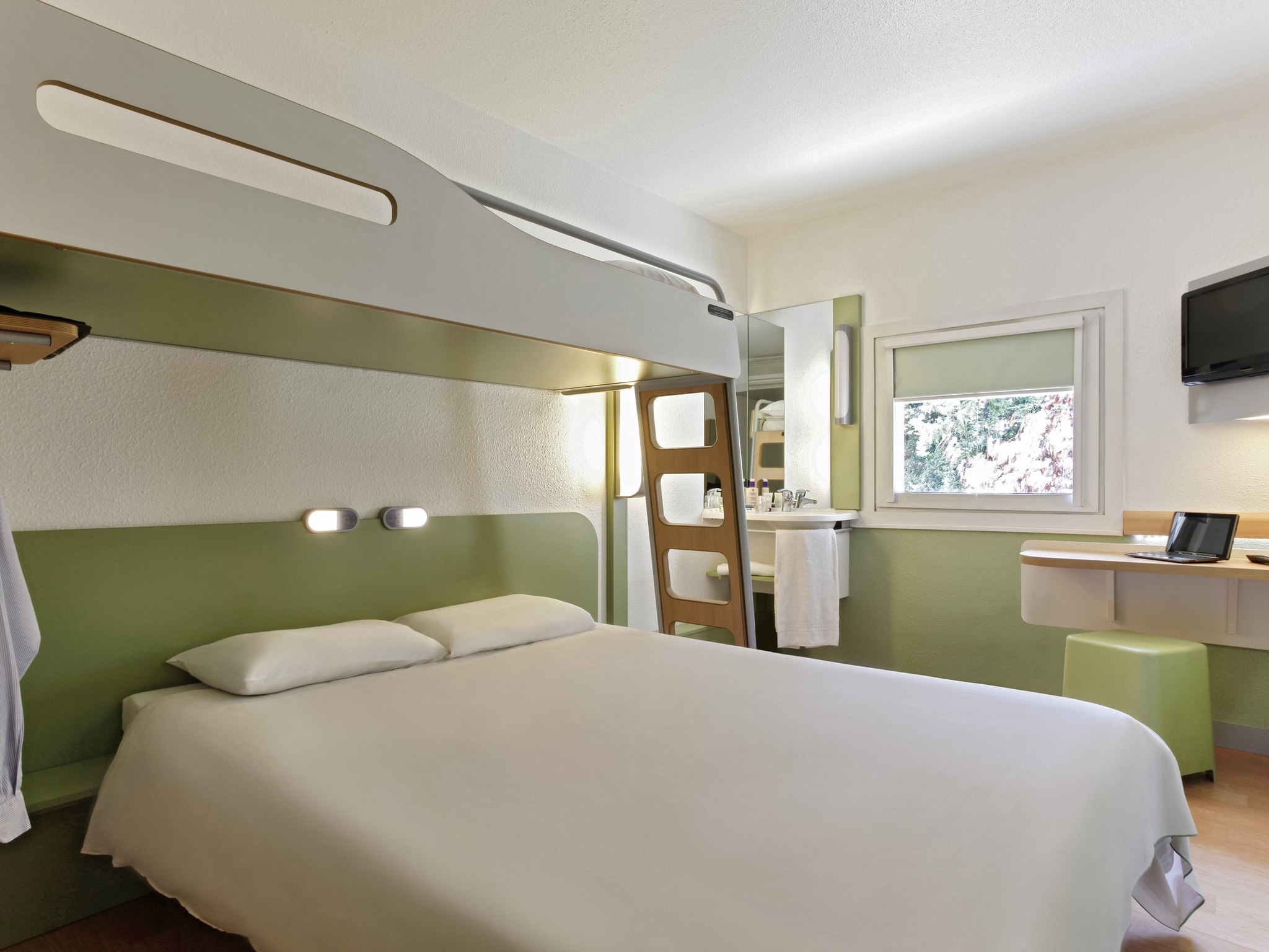 Photo - IBIS Budget Aix en Provence Est Le Canet