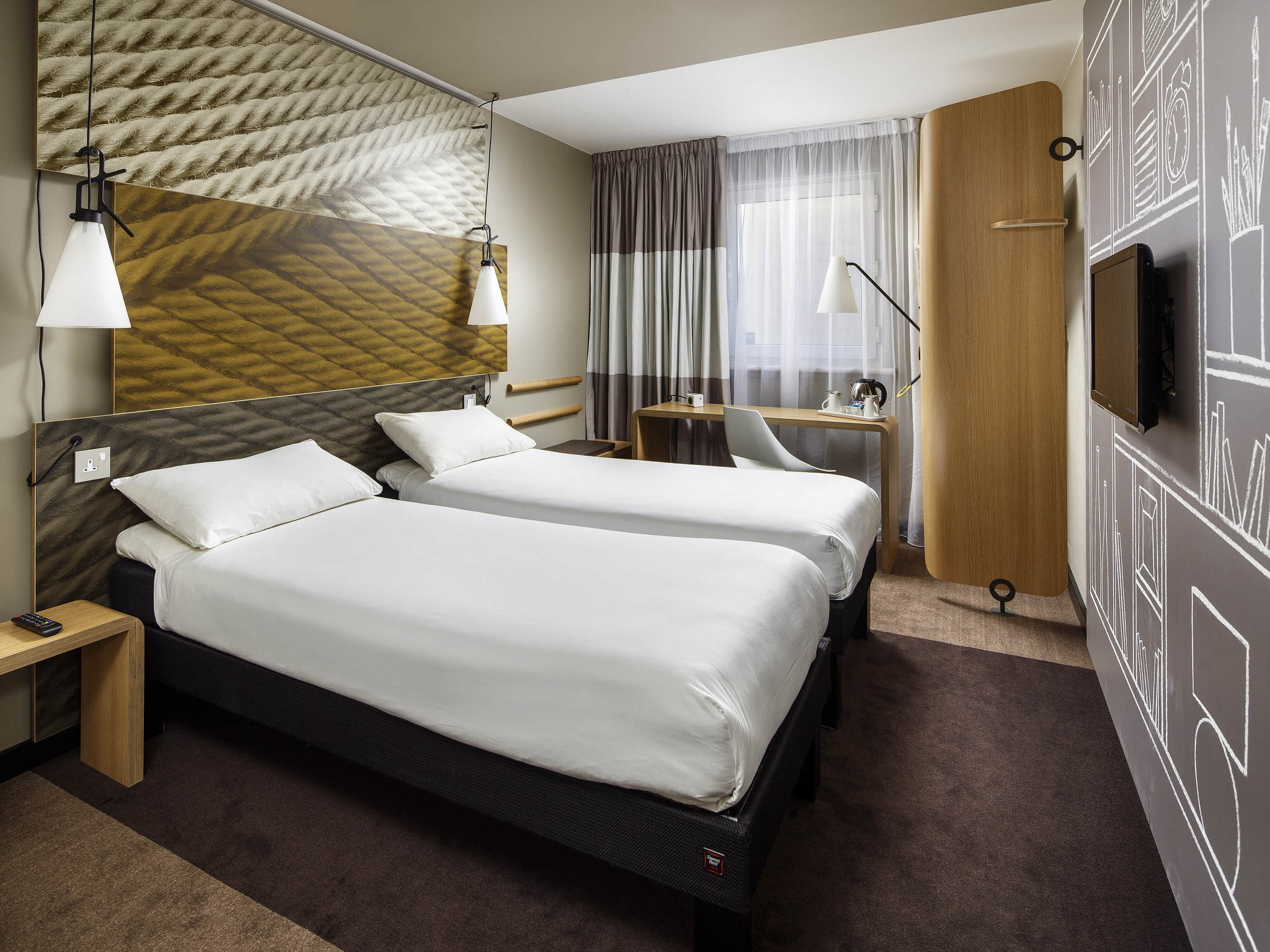 Photo - ibis Glasgow City Centre – Sauchiehall St