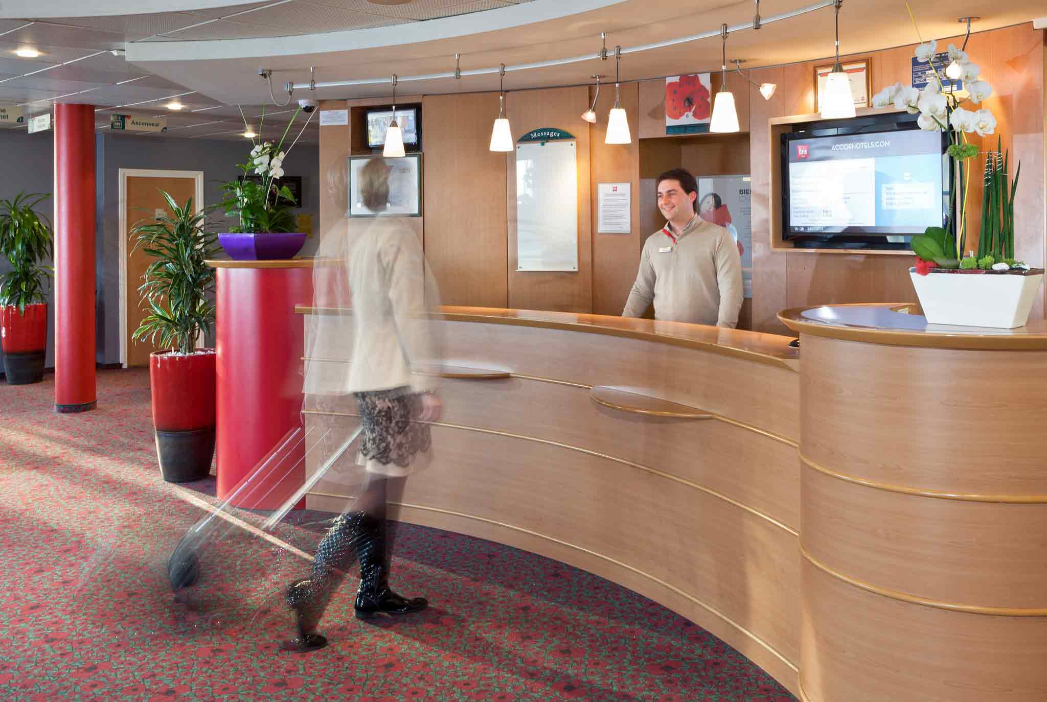 Hotel In Coquelles Ibis Calais Tunnel Sous La Manche - 