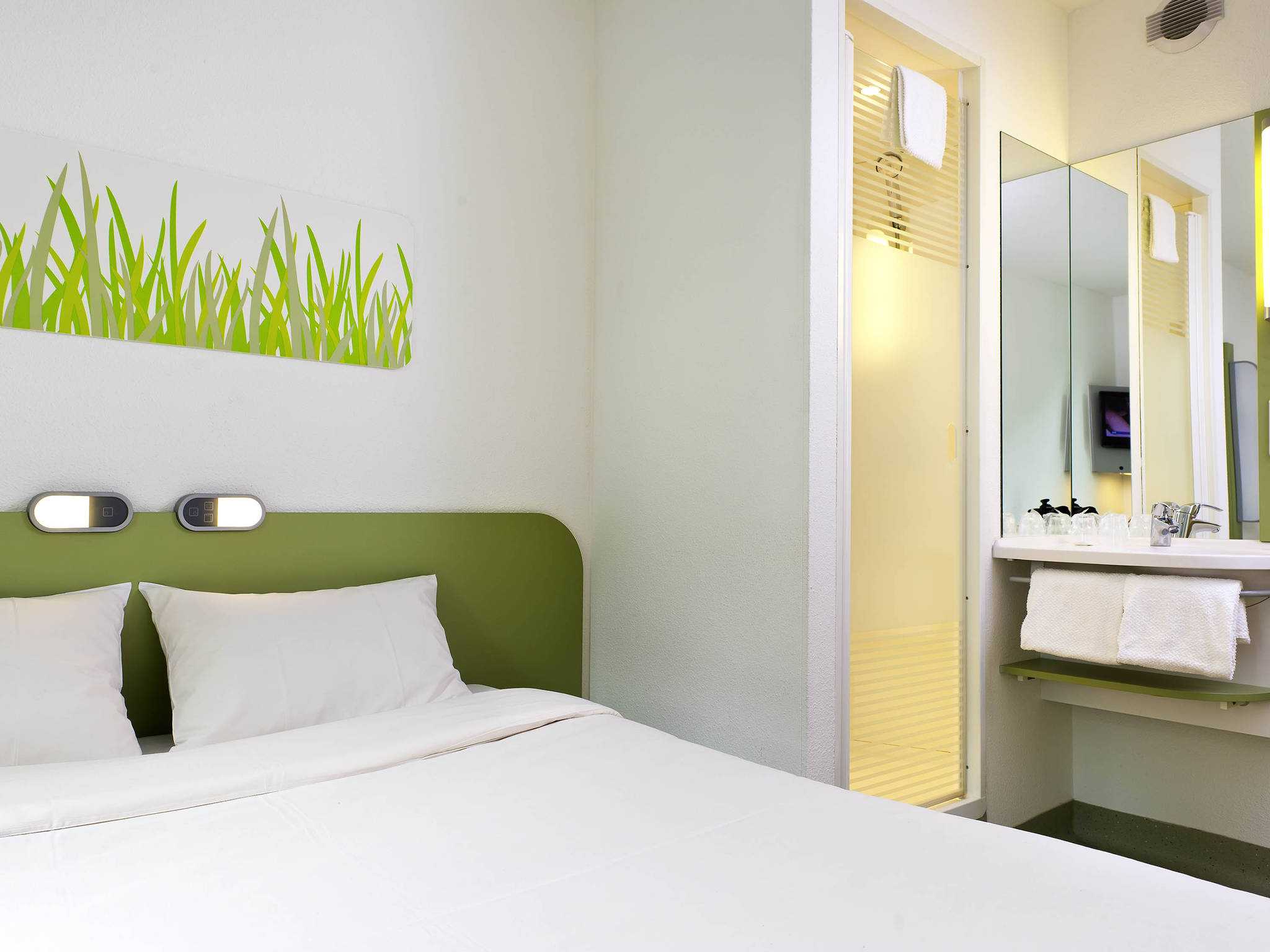 Photo - ibis budget Basel Pratteln