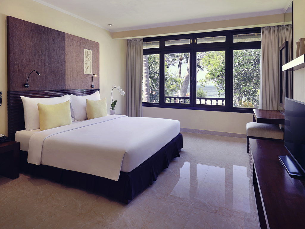 Mercure resort sanur. Бали отель Меркури Резорт.