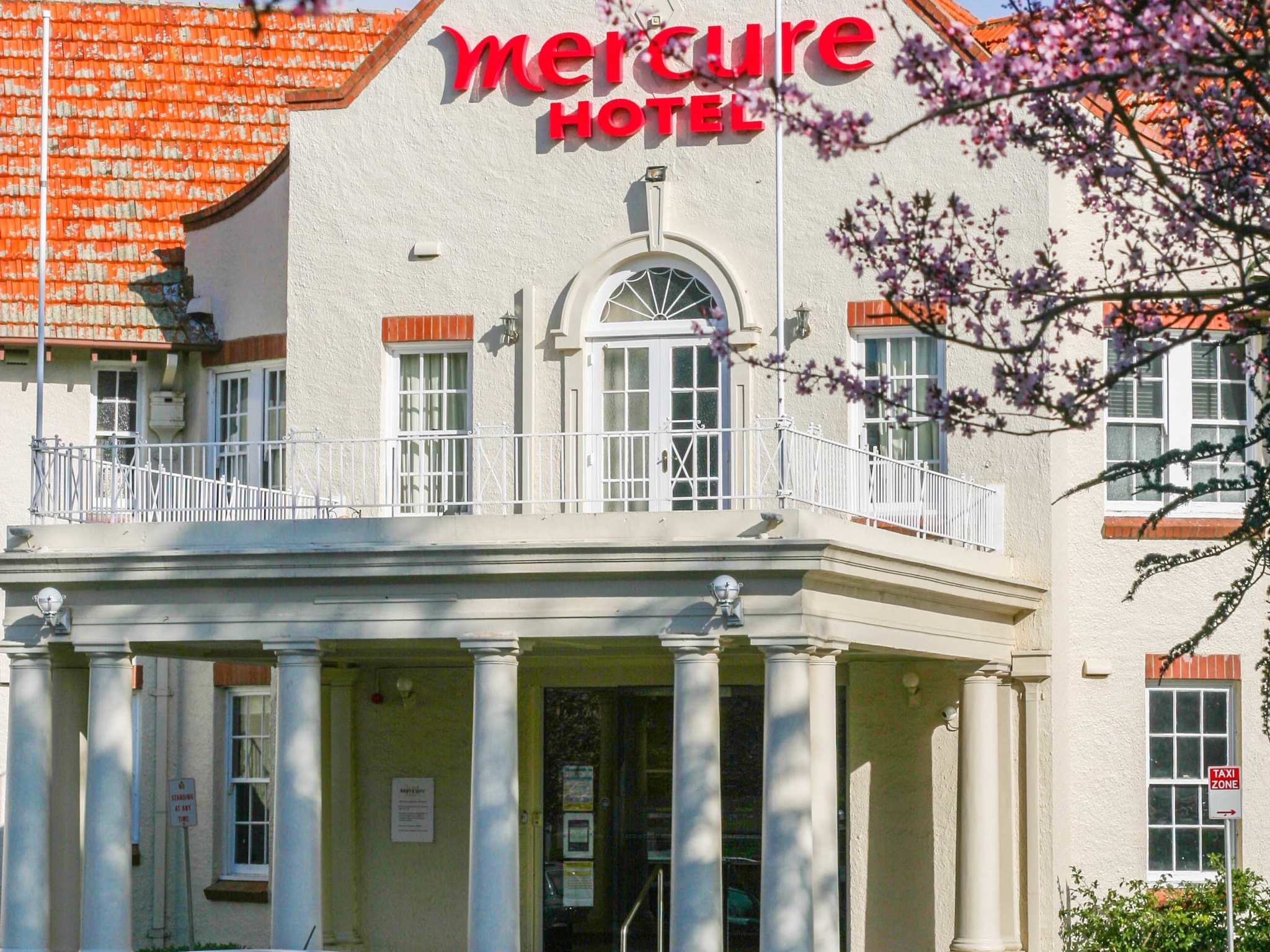 Photo - Mercure Canberra