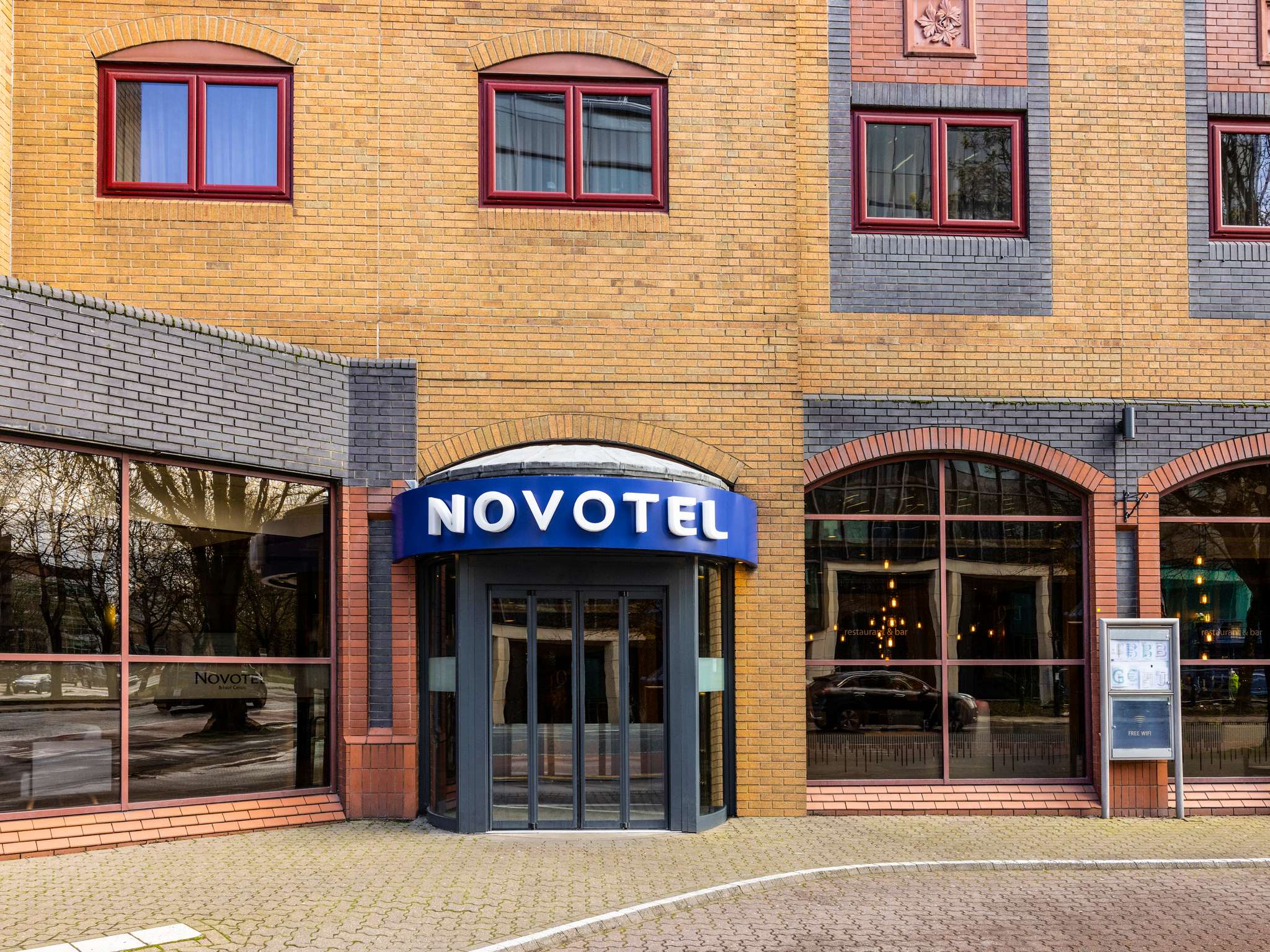 Photo - Novotel Bristol Centre