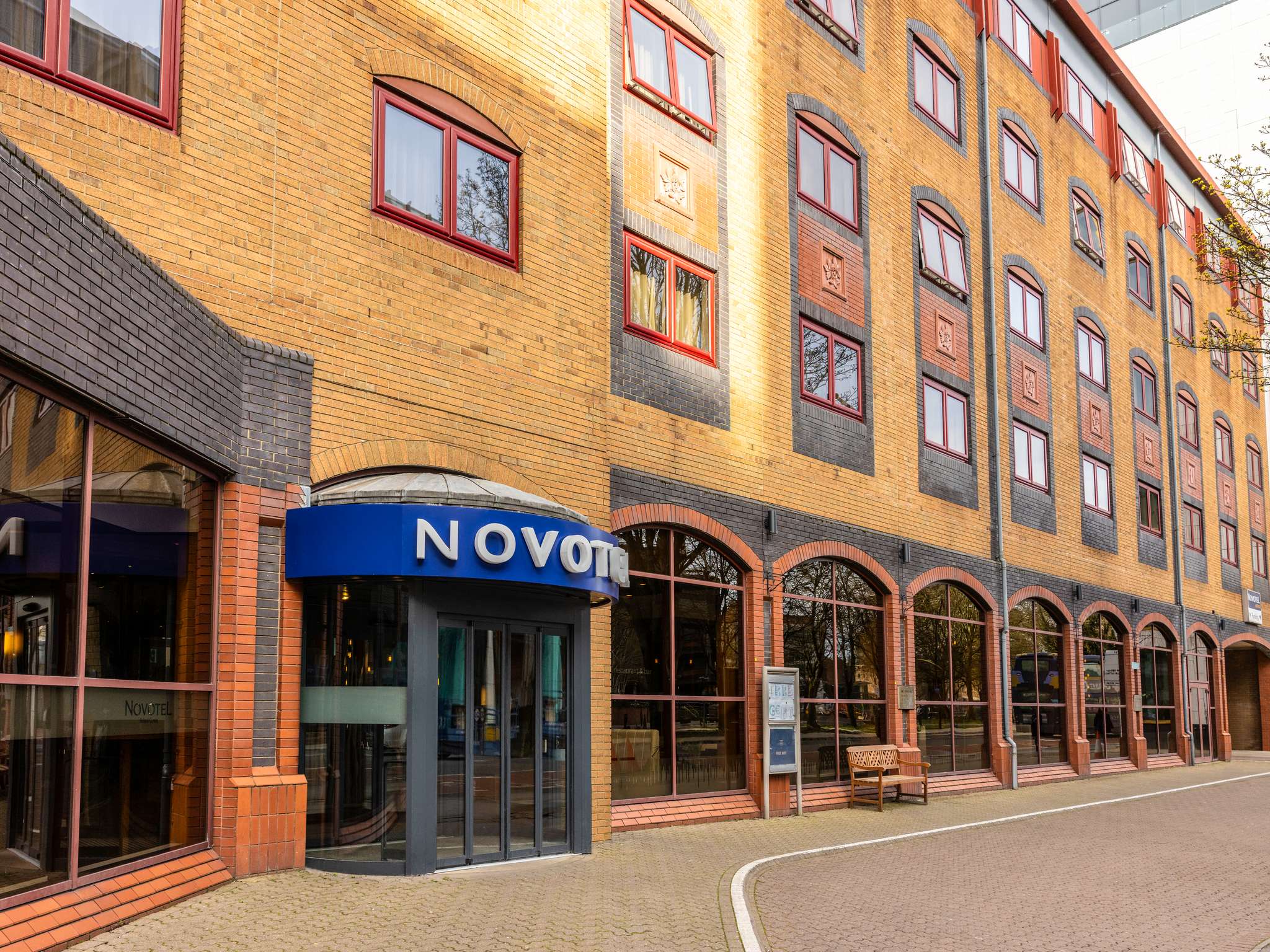 Photo - Novotel Bristol Centre