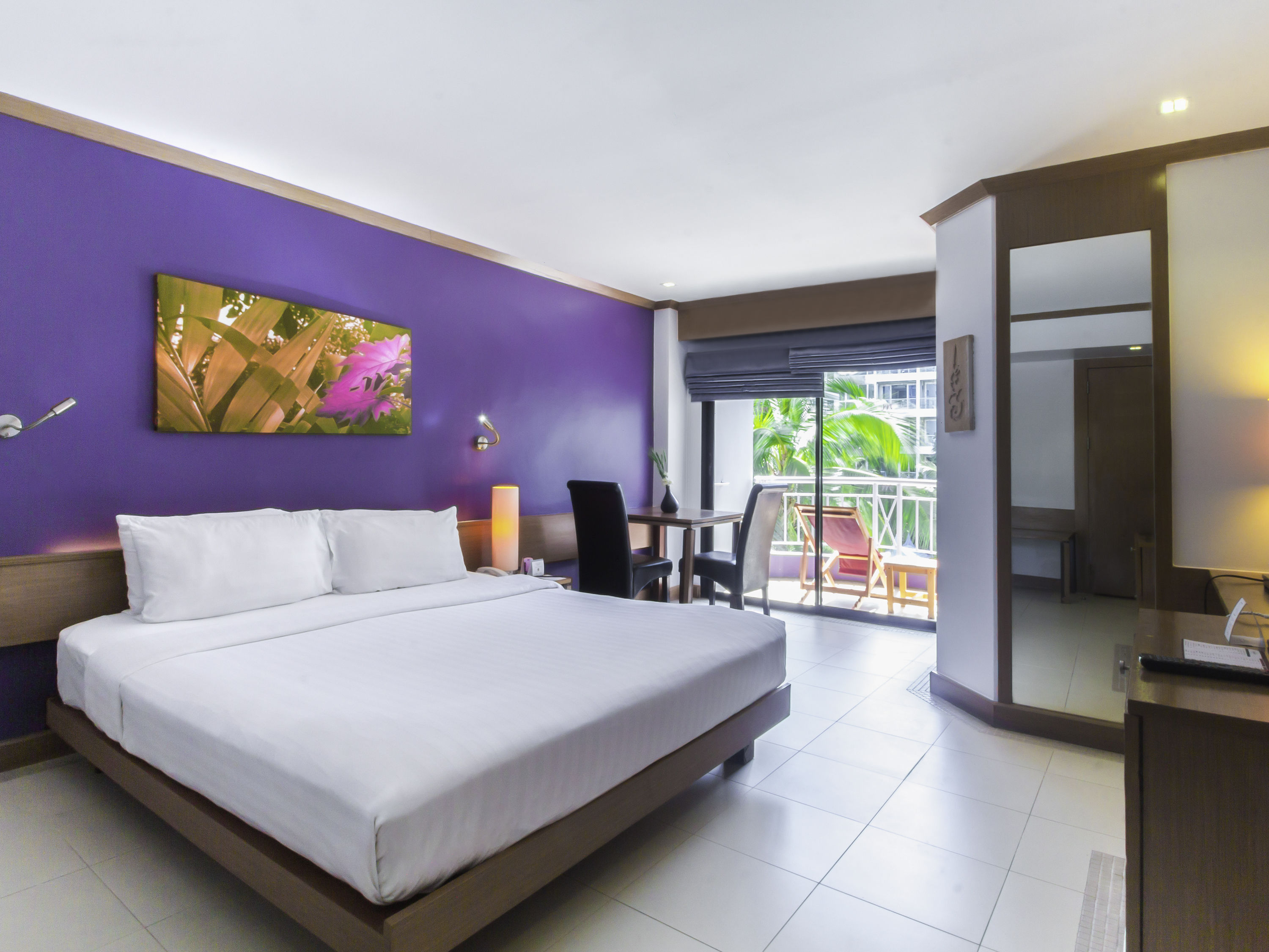 Pattaya hotels. Отель Mercure Hotel Pattaya. Меркури отель Паттайя. Паттайя отель Меркур Паттайя 4 звезды. Отель Парамита Паттайя.