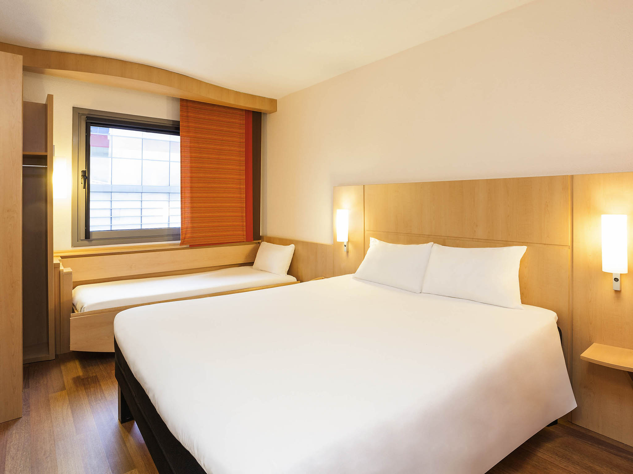 Hotel In ALCOBENDAS Book This Economic Ibis In Alcobendas