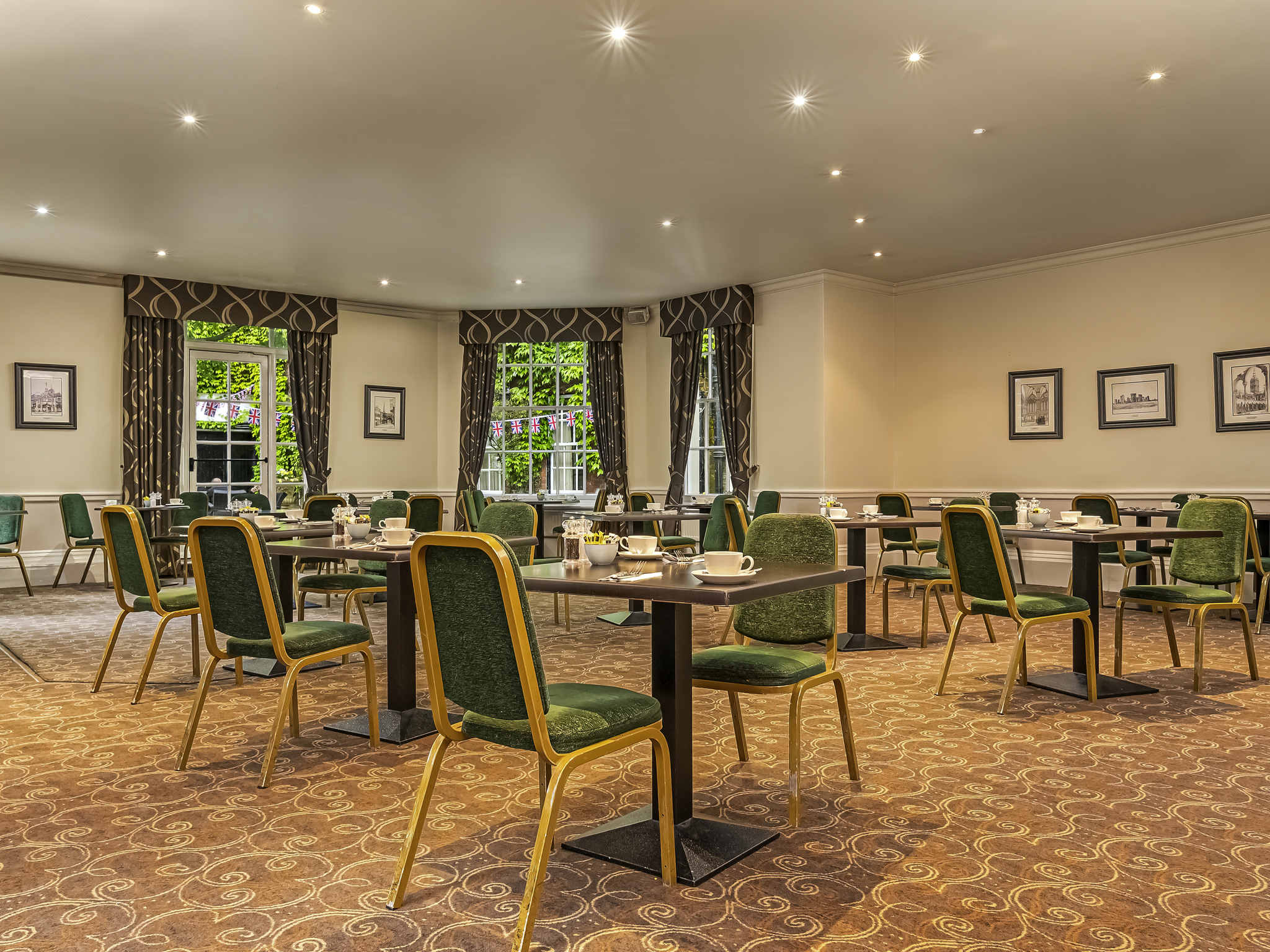 Mercure Salisbury White Hart Hotel | Hotel in Salisbury