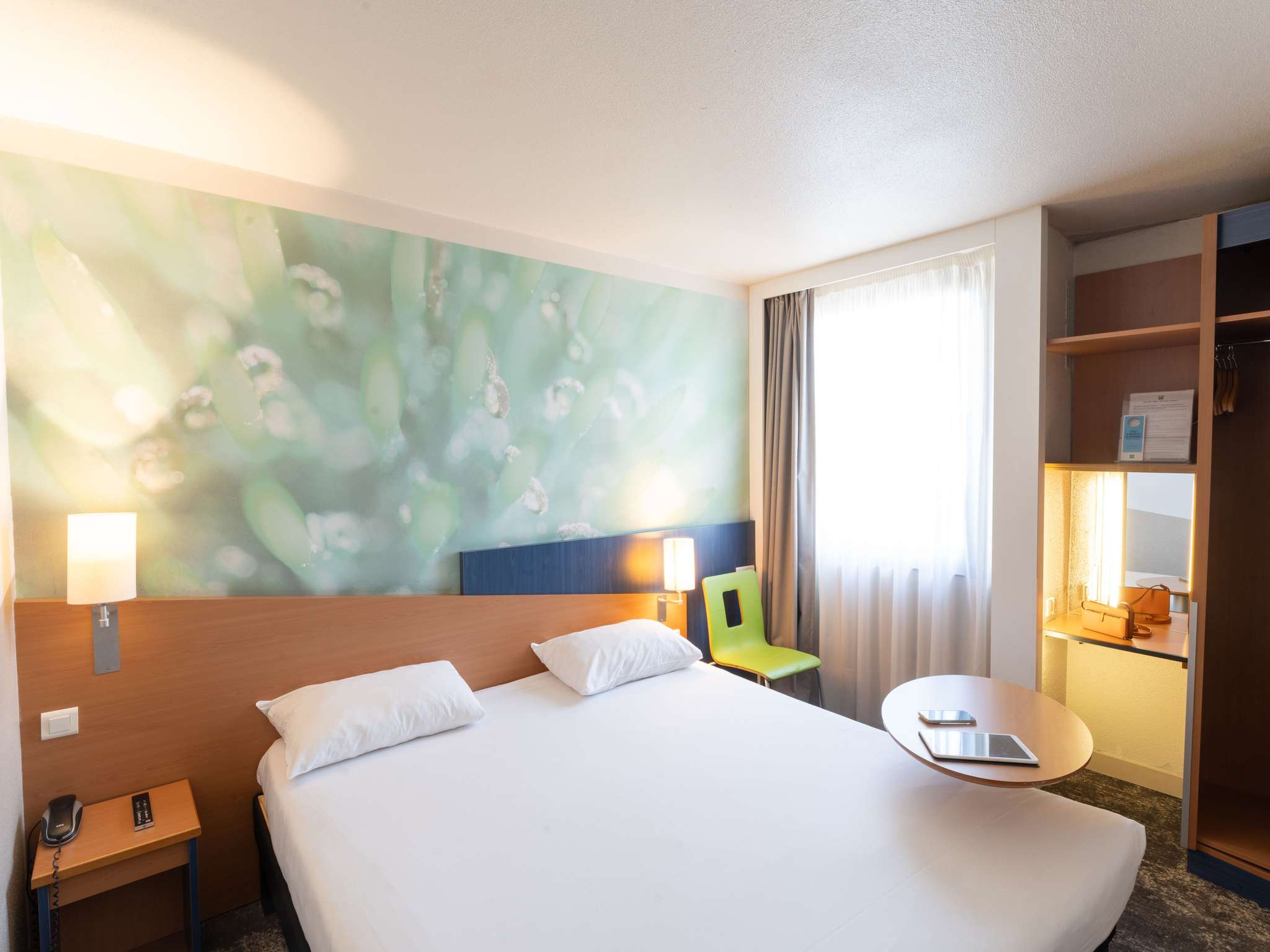 Photo - ibis Styles Angers Centre Gare