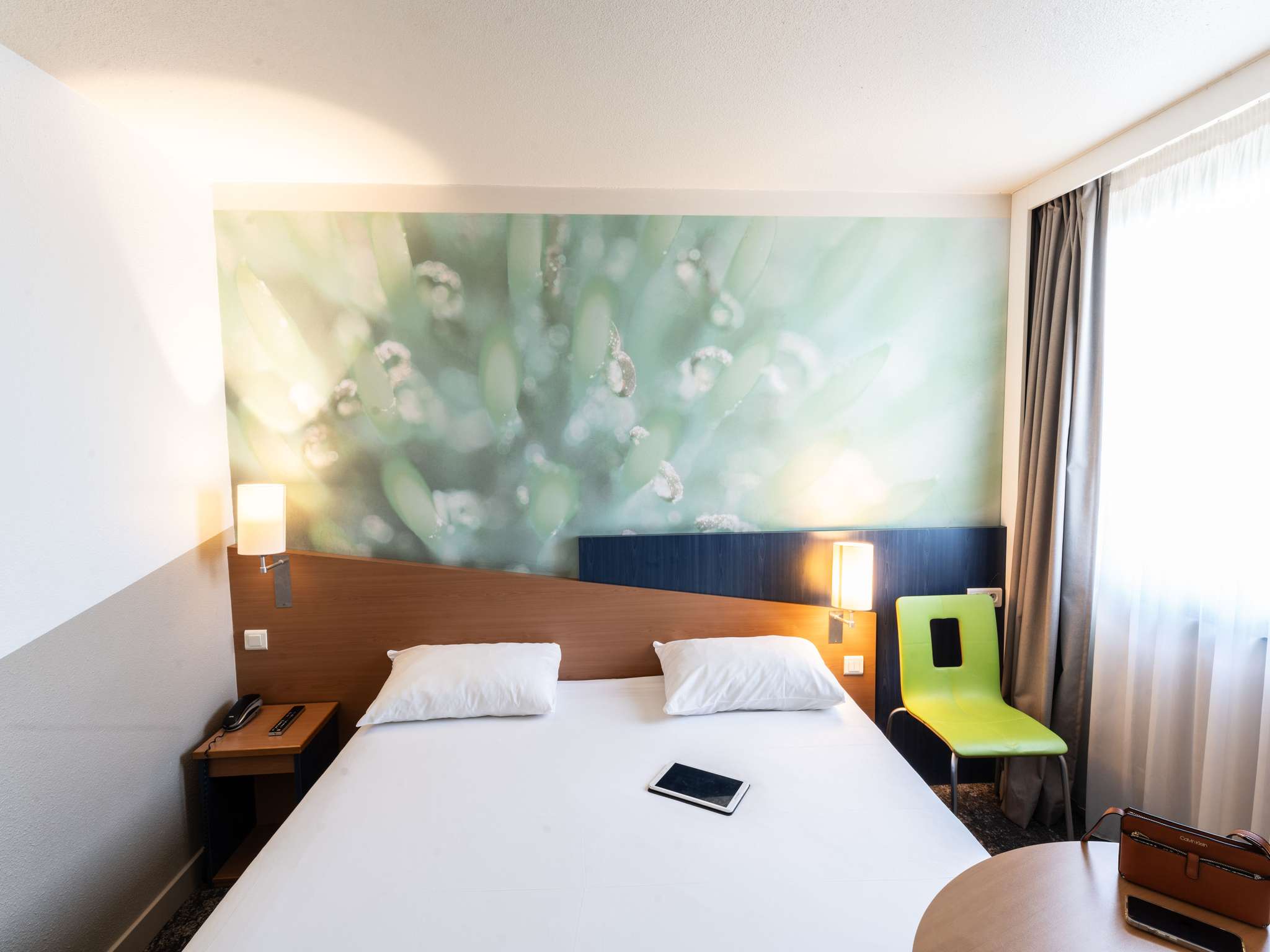 Photo - ibis Styles Angers Centre Gare