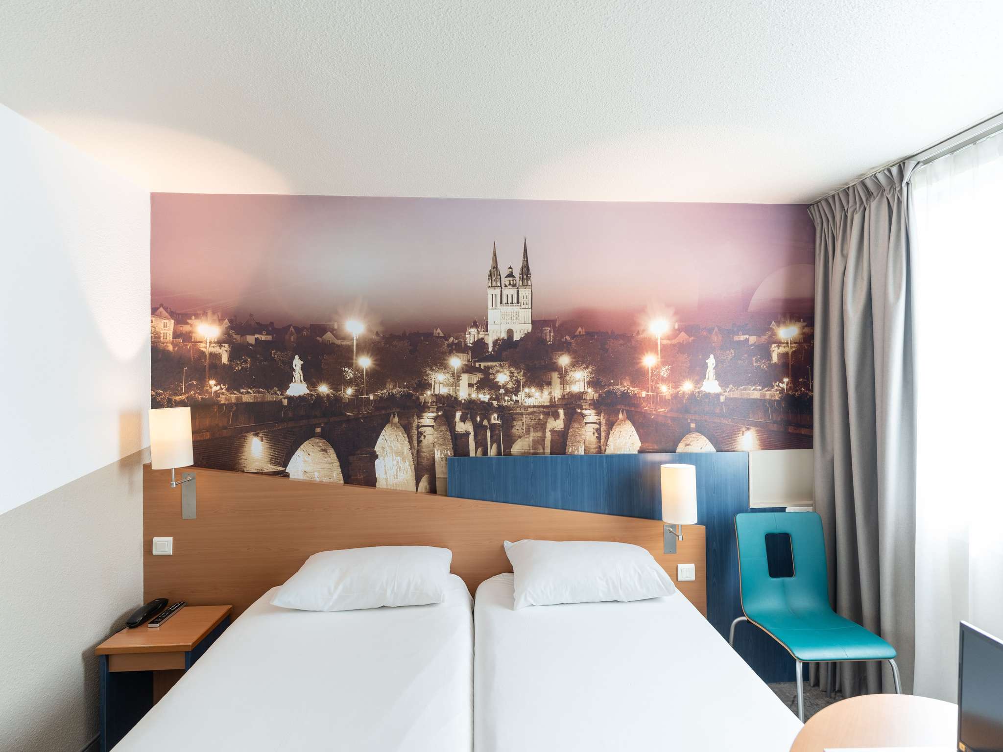 Photo - ibis Styles Angers Centre Gare