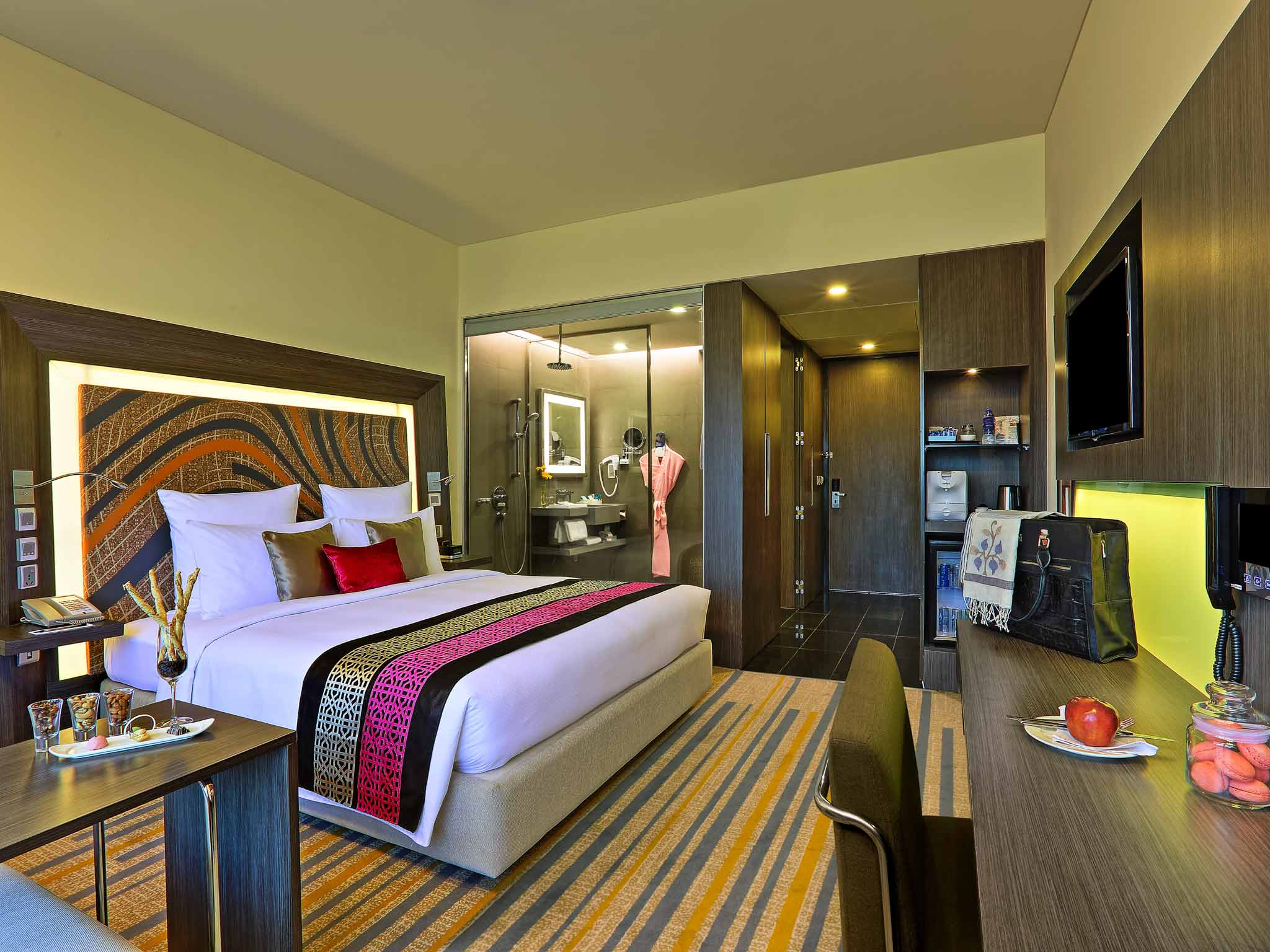 Photo - Novotel Kolkata Hotel and Residences