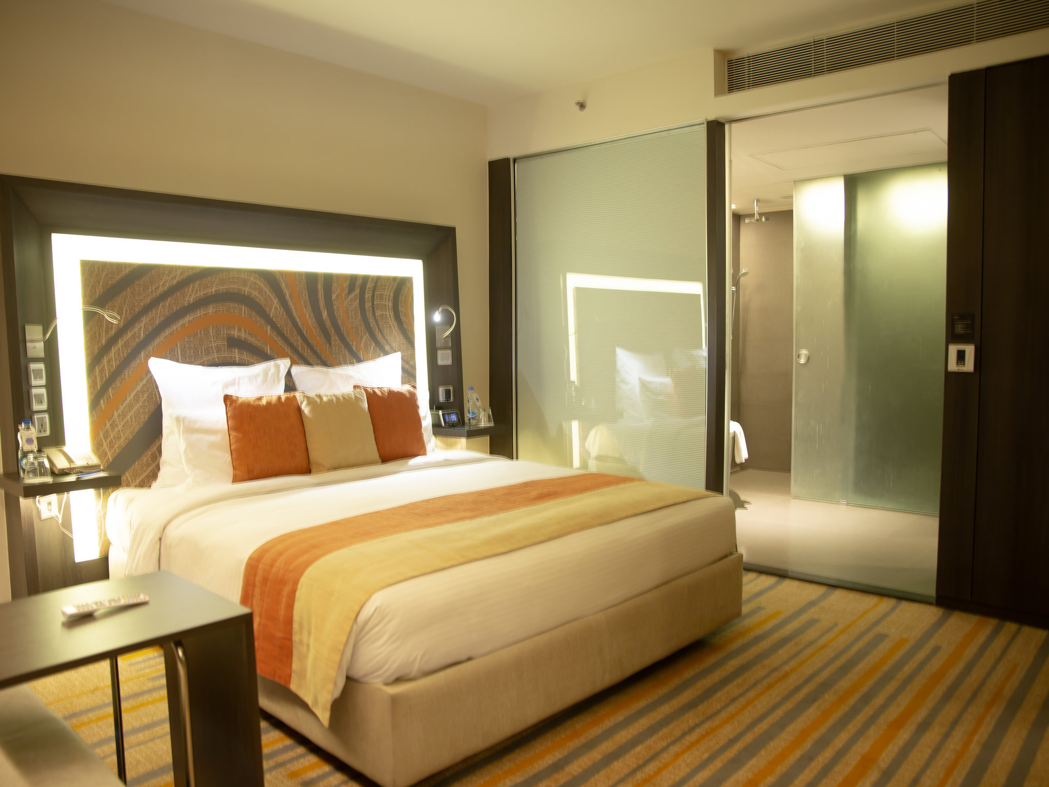 Photo - Novotel Kolkata Hotel and Residences