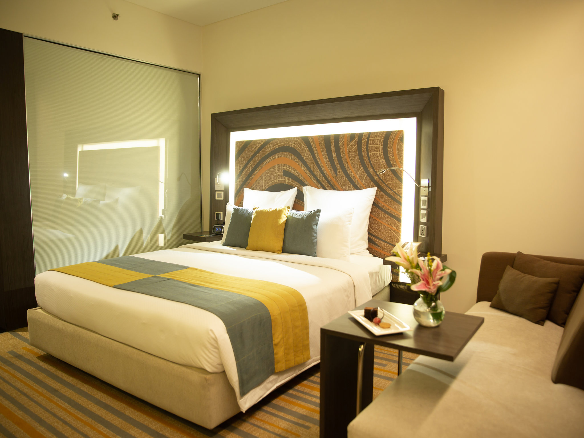 Photo - Novotel Kolkata Hotel and Residences