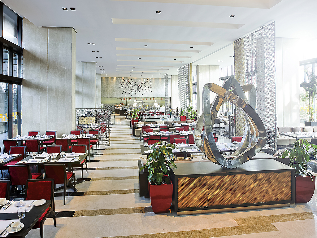 Photo - Novotel Kolkata Hotel and Residences