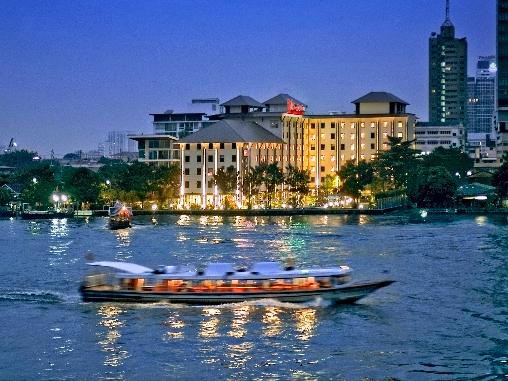 Photo - Ibis Bangkok Riverside