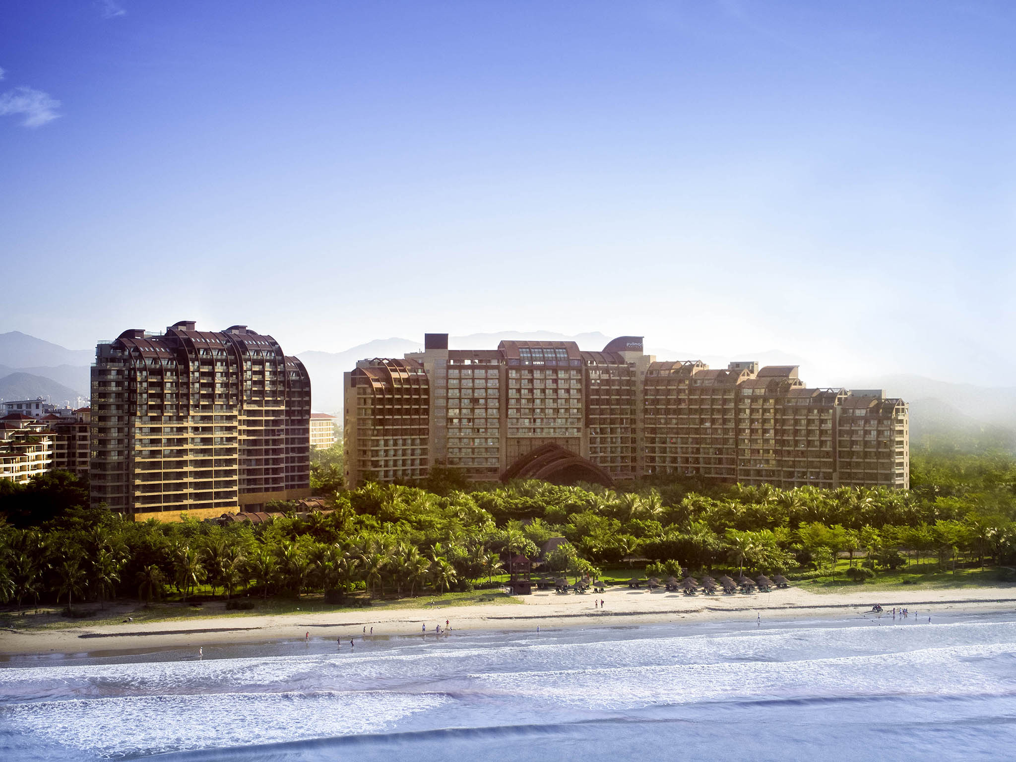 Pullman Oceanview Sanya Bay Resort & Spa. Pullman Санья. Pullman Oceanview Sanya Bay 5*. Pullman Oceanview Sanya.