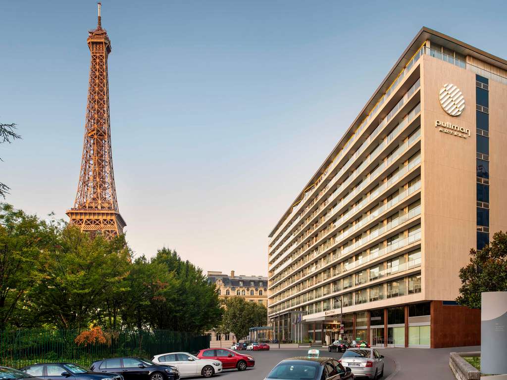 Eiffel Tower Restaurant Review