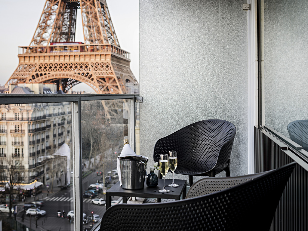 Pullman Paris Eiffel Tower Hotel I The most breathtaking view 
