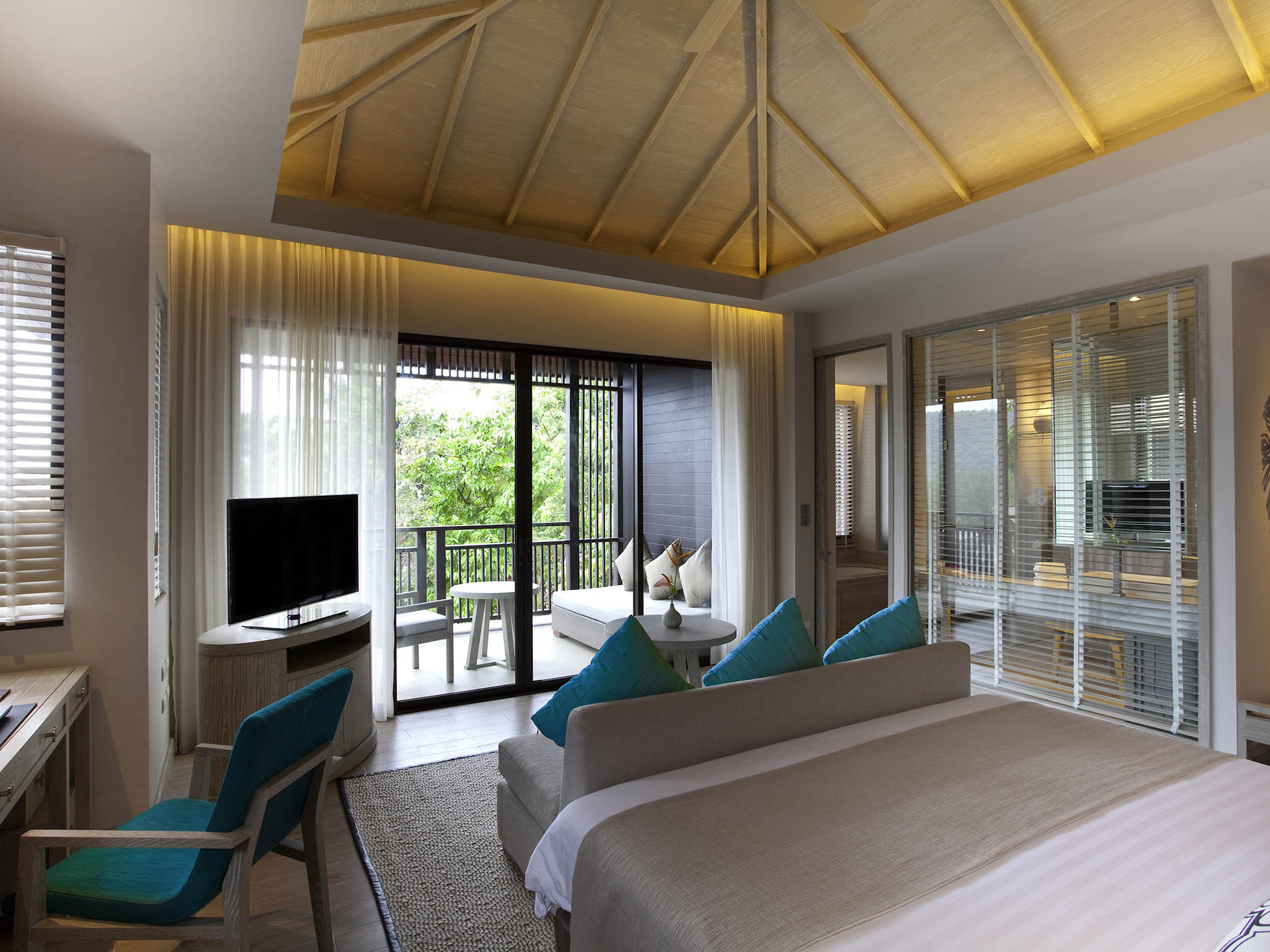 Wyndham garden naithon phuket 5. Pullman Hotel Пхукет. Пульман Пхукет Аркадия. Пульман Пхукет Аркадия Найтон Бич. Pullman Phuket Arcadia Naithon Beach - Spa Extra Plus.