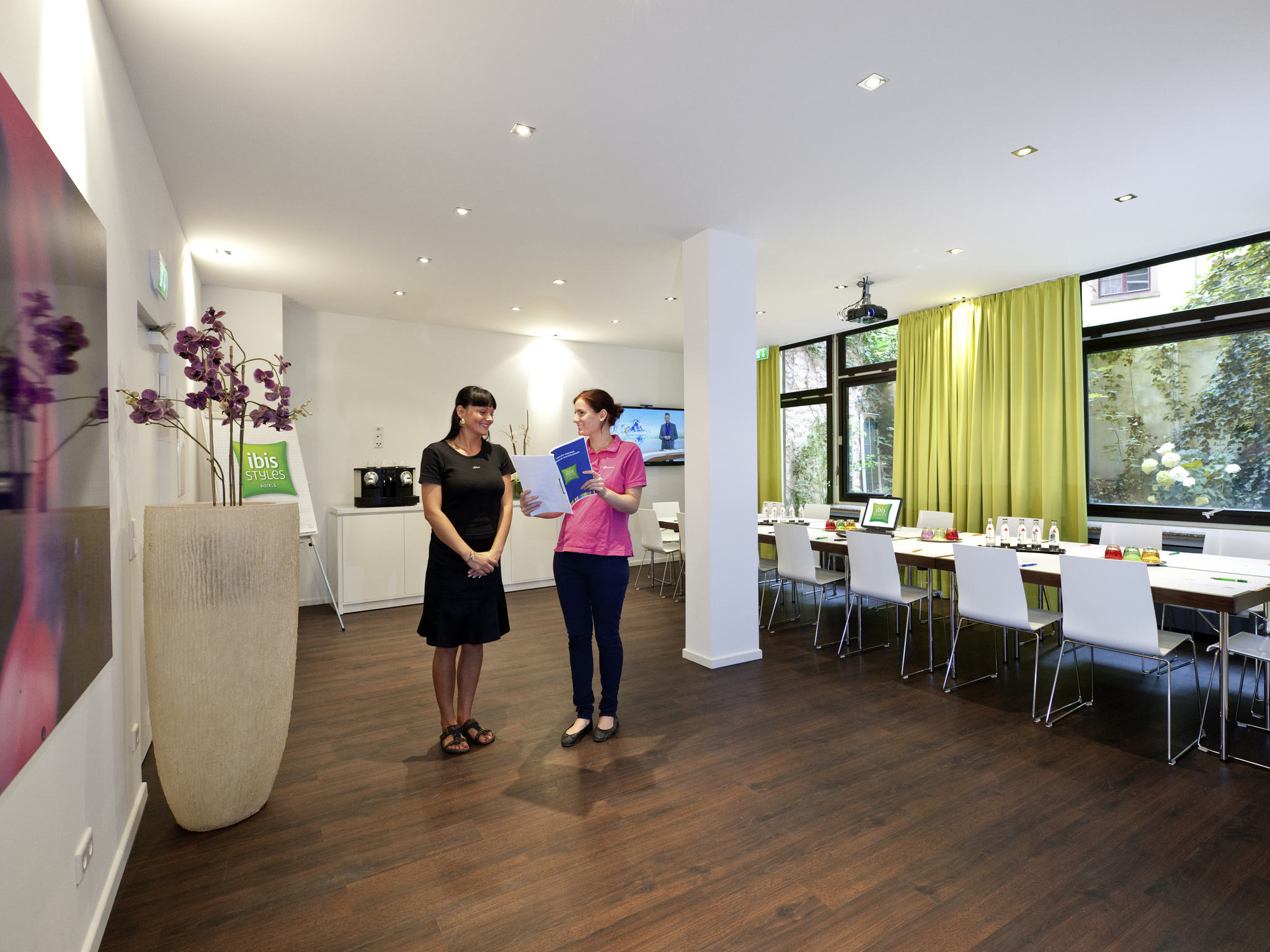 Photo - Ibis Styles Frankfurt City