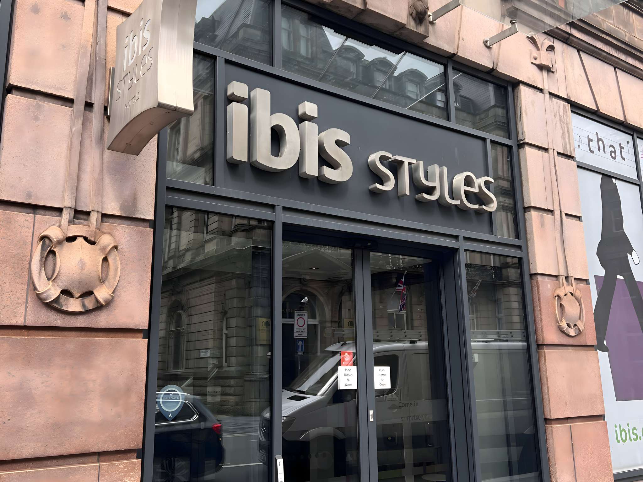 Photo - Ibis Styles Liverpool Centre Dale Street - Cavern Quarter