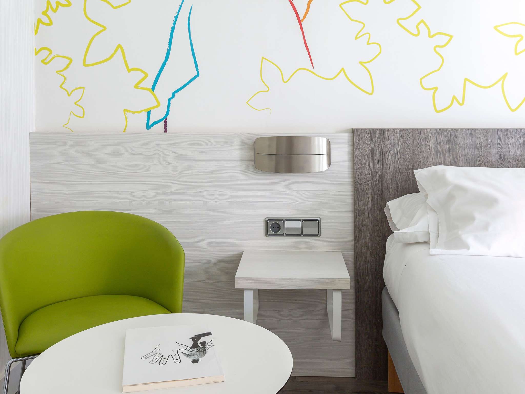 Photo - Ibis Styles Madrid Prado