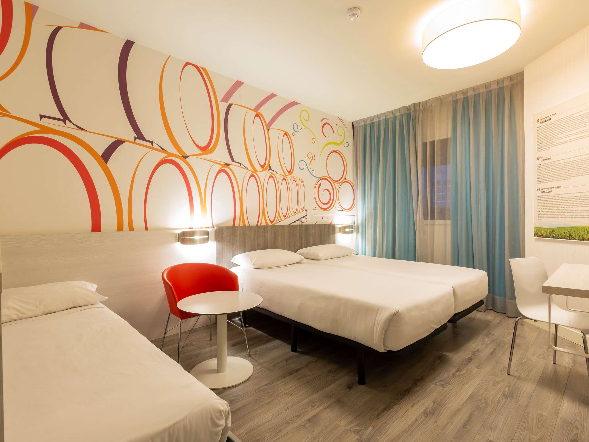 Photo - Ibis Styles Madrid Prado