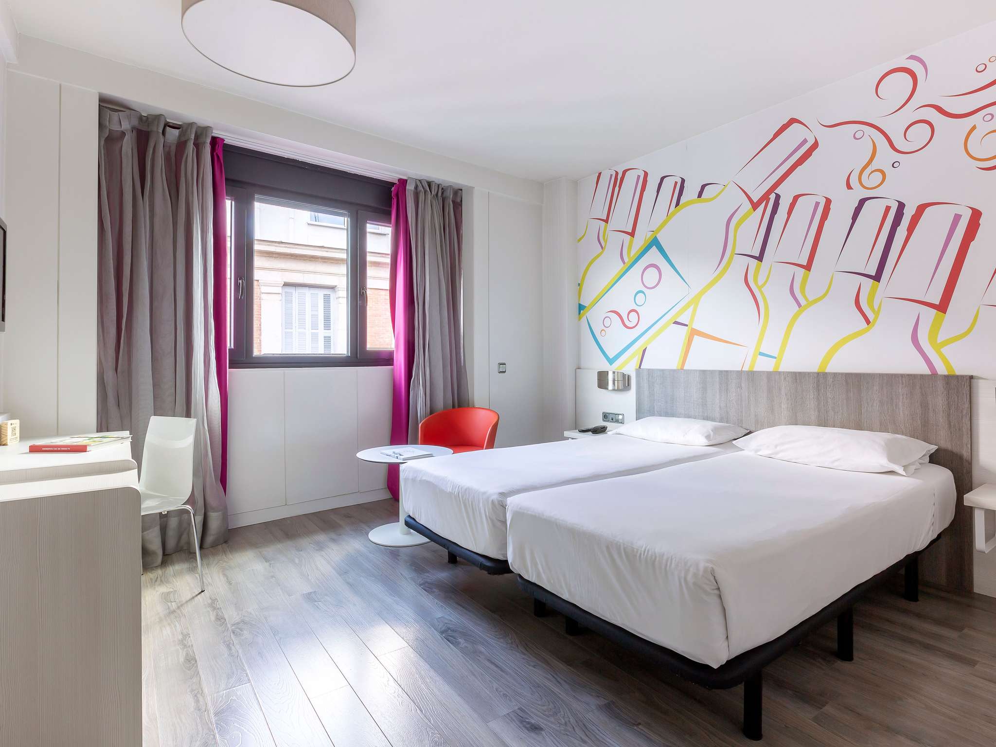 Photo - Ibis Styles Madrid Prado