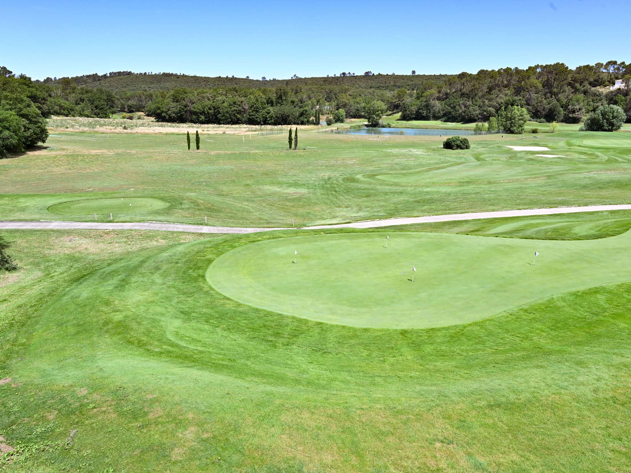 Foto - Mercure Brignoles Golf de Barbaroux & Spa