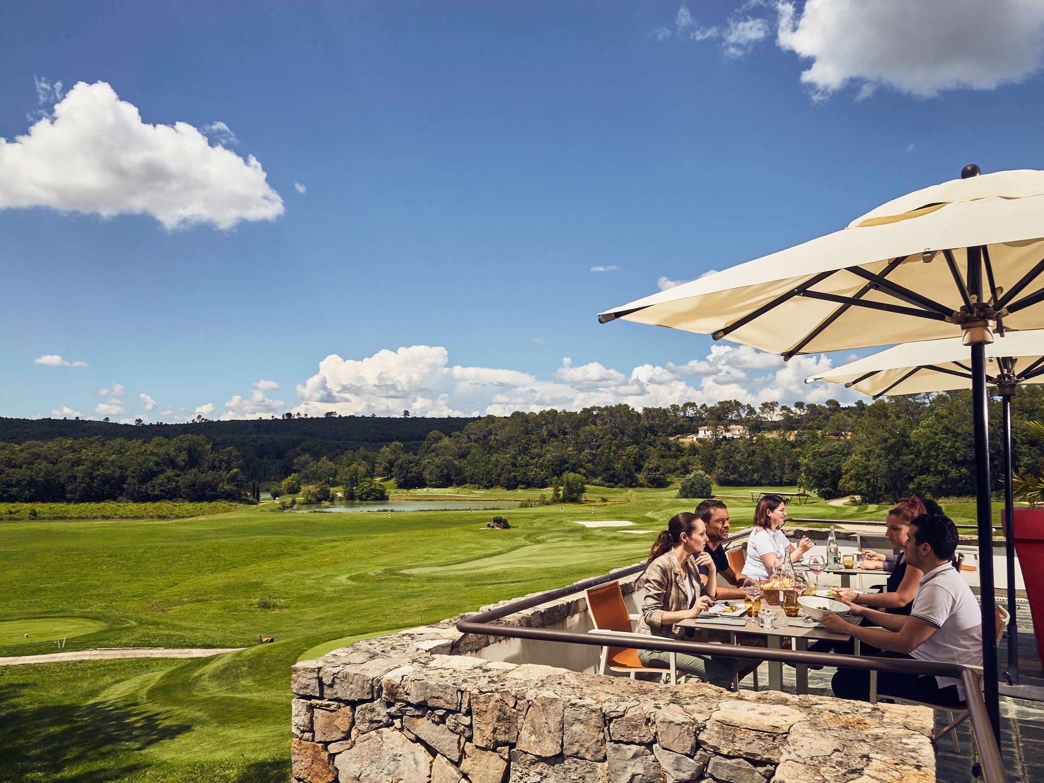 Foto - Mercure Brignoles Golf de Barbaroux & Spa