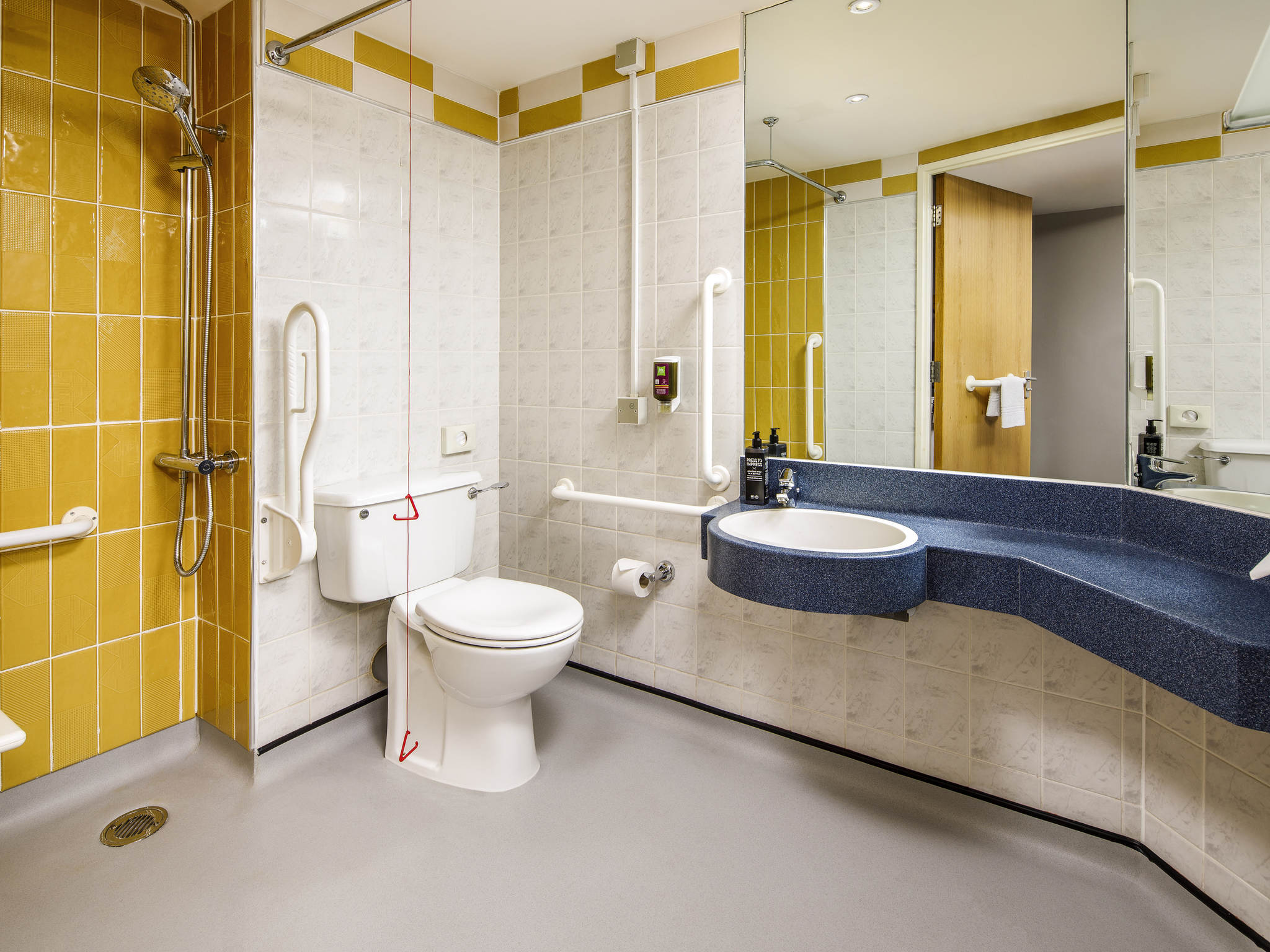 Photo - ibis Styles Birmingham Centre