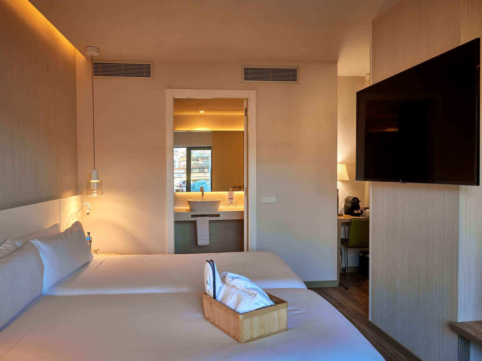 Photo - Mercure Barcelona Condor