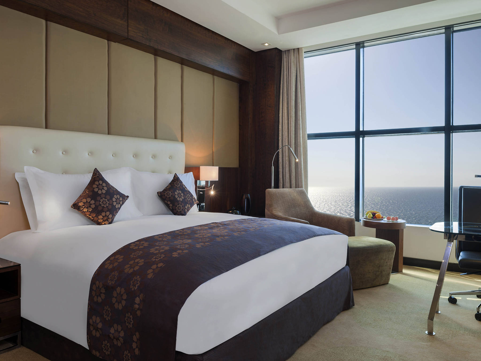 hotel in jeddah - sofitel jeddah corniche near red sea