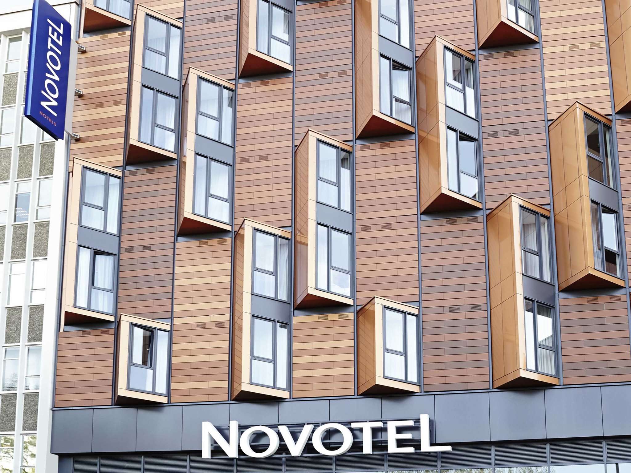 Novotel London Wembley Contemporary Hotel Inlondon All