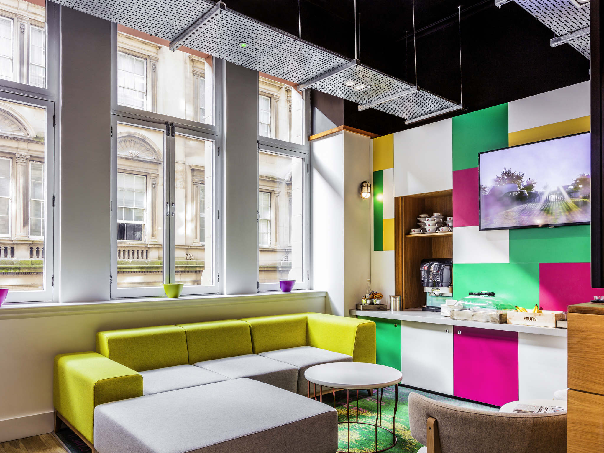 Photo - ibis Styles Glasgow Centre George Square