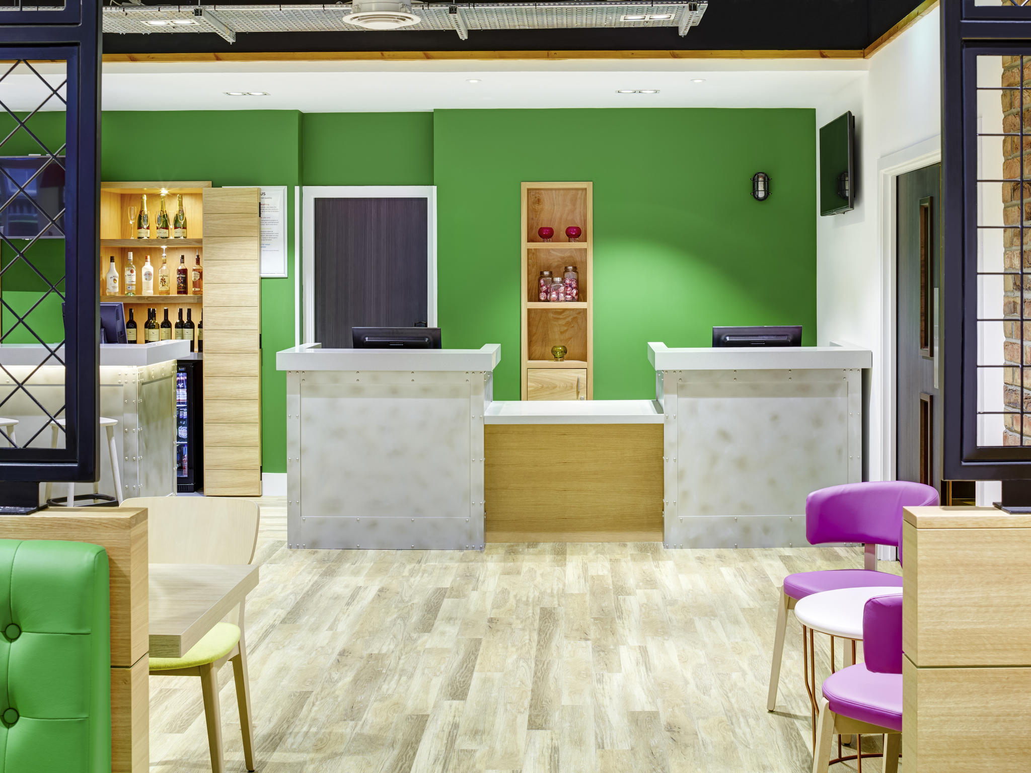 Photo - ibis Styles Glasgow Centre George Square