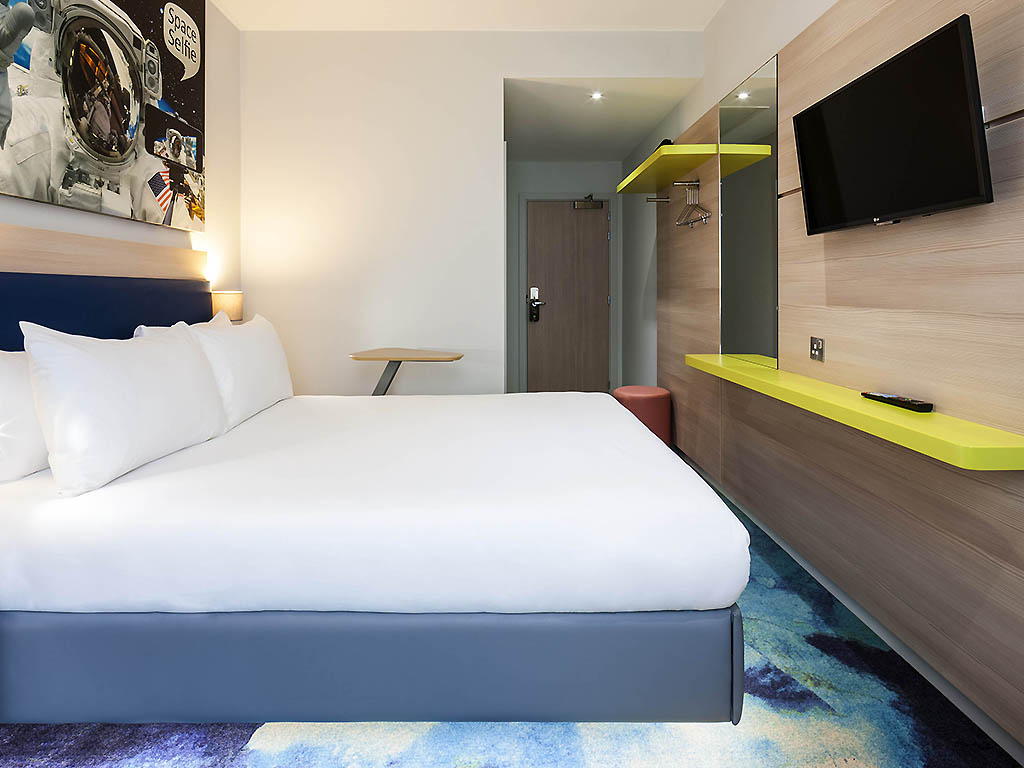 Photo - ibis Styles London Heathrow Airport