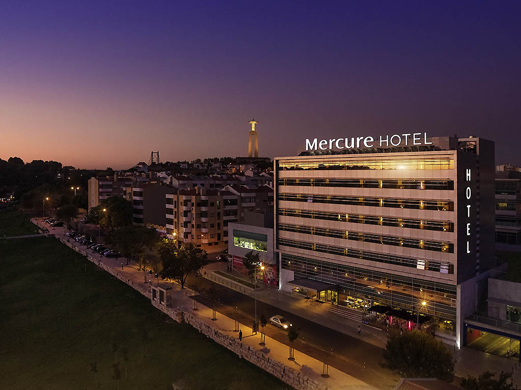 Mercure Lisboa Almada - Image 1