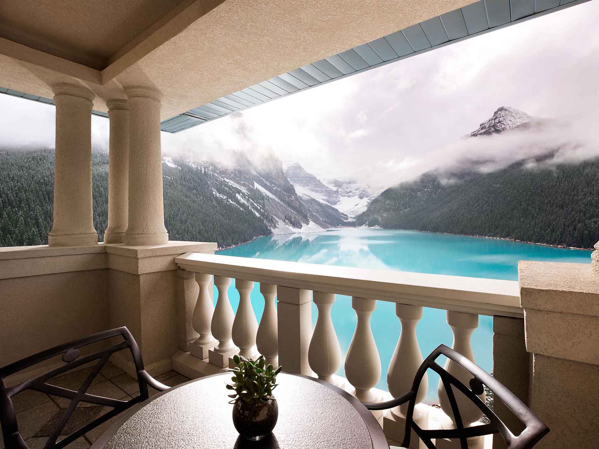 Отель Fairmont Chateau Lake Louise